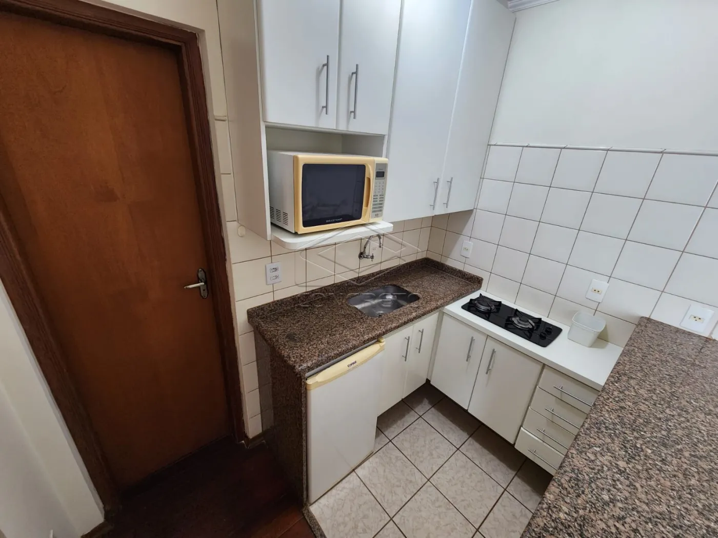 Alugar Apartamento / Padr&atilde;o em Ja&uacute; R$ 1.700,00 - Foto 5