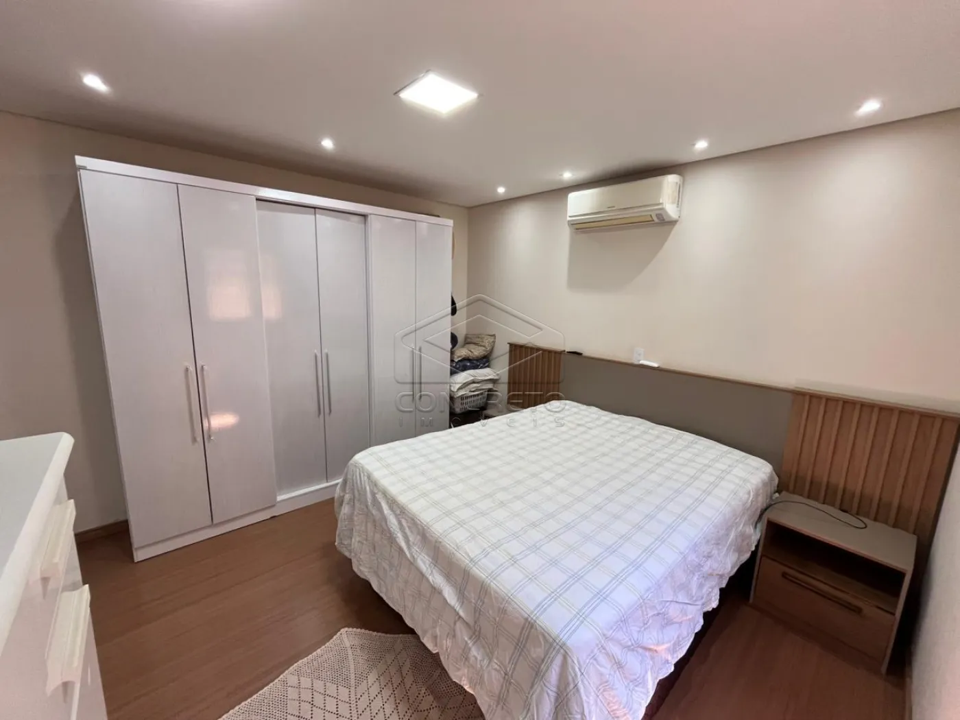Comprar Casa / Padr&atilde;o em Len&ccedil;&oacute;is Paulista R$ 450.000,00 - Foto 1
