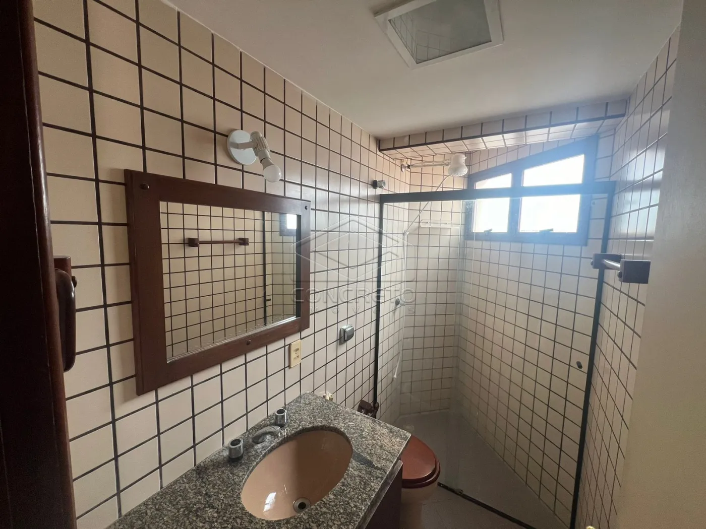 Alugar Apartamento / Padr&atilde;o em Bauru R$ 1.500,00 - Foto 8