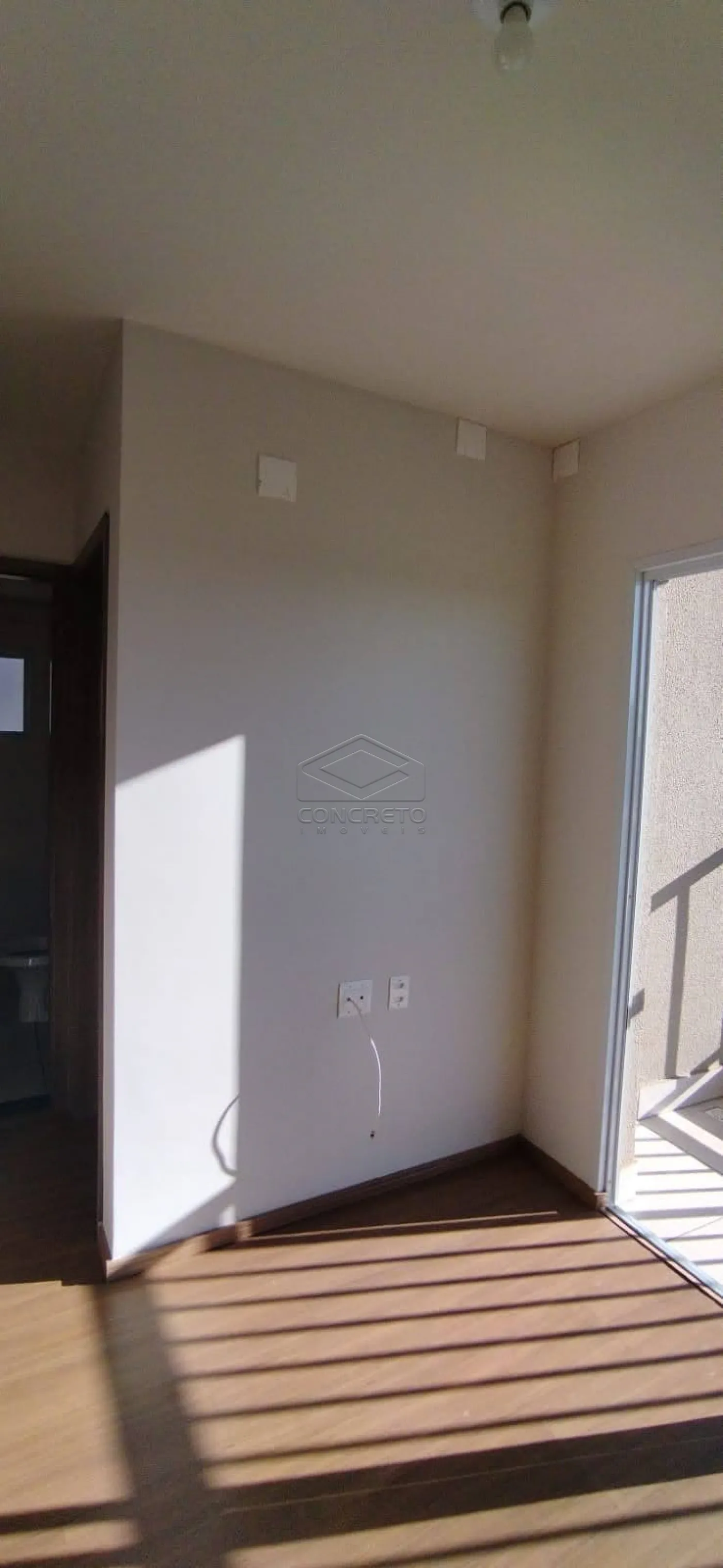 Comprar Apartamento / Padr&atilde;o em Len&ccedil;&oacute;is Paulista R$ 325.000,00 - Foto 3