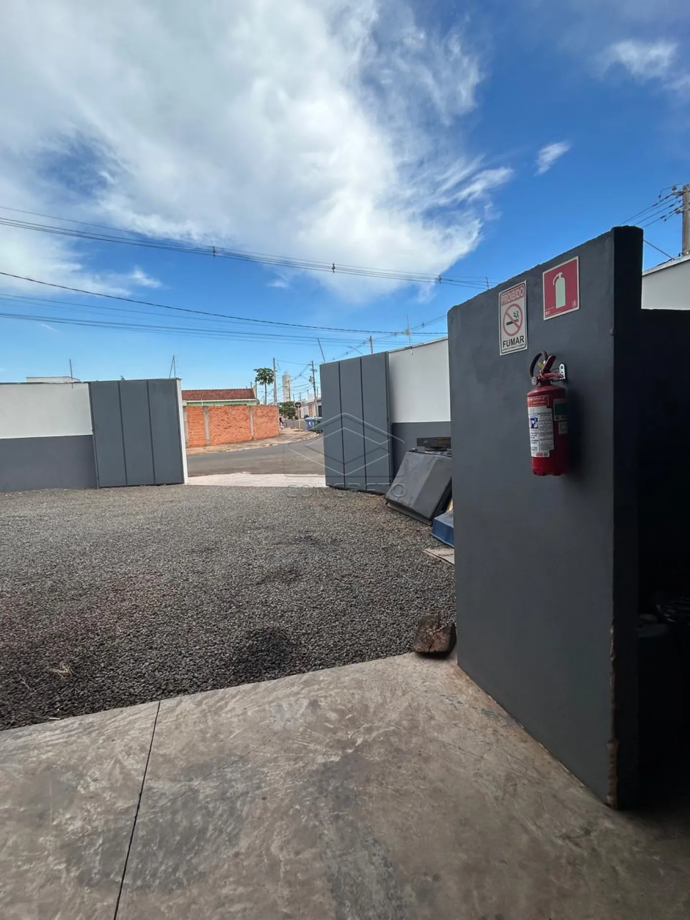 Alugar Comercial / Barrac&atilde;o em Len&ccedil;&oacute;is Paulista R$ 6.500,00 - Foto 4