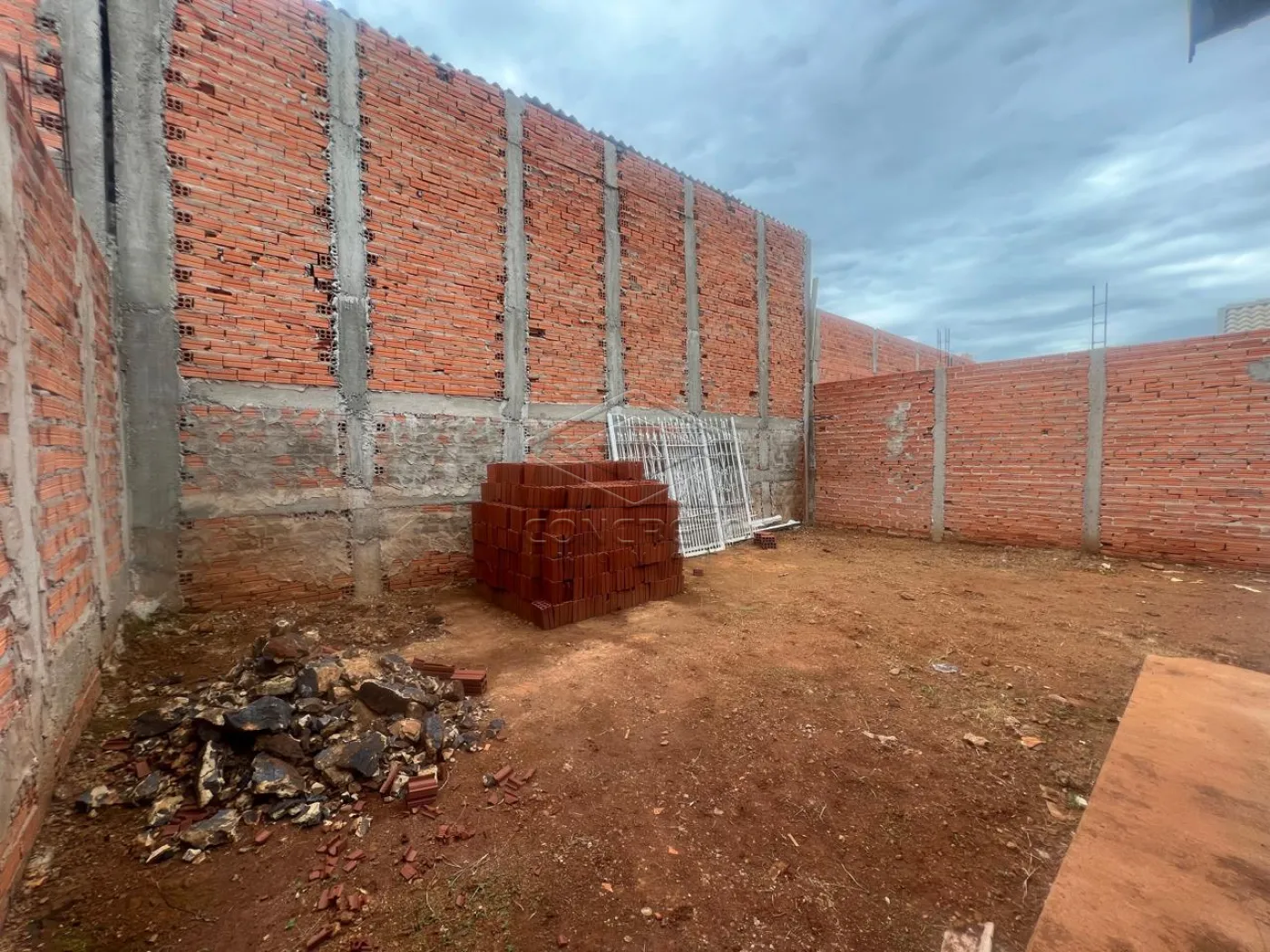 Comprar Casa / Resid&ecirc;ncia em Len&ccedil;&oacute;is Paulista R$ 250.000,00 - Foto 6