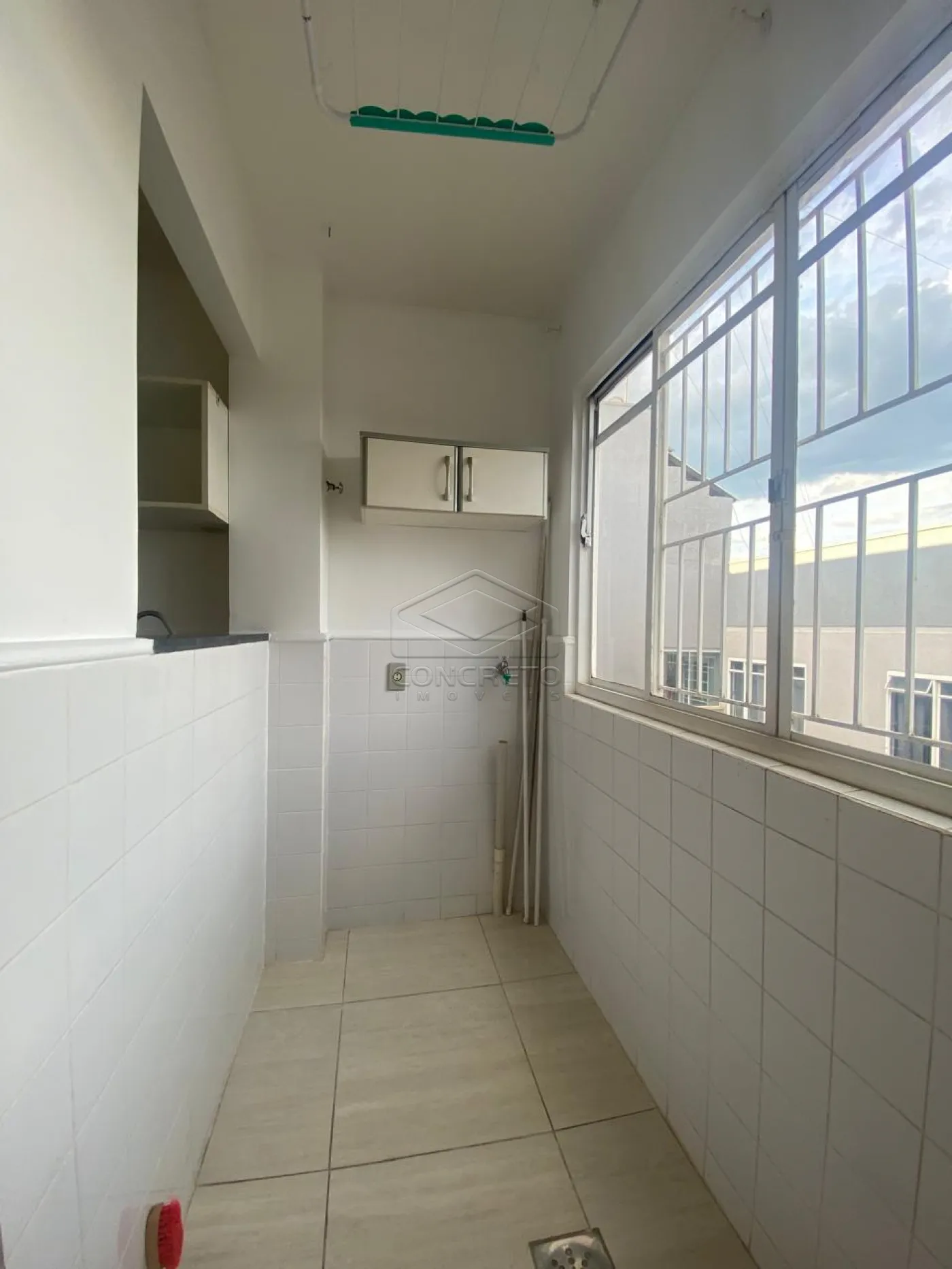 Alugar Apartamento / Padr&atilde;o em Bauru R$ 1.000,00 - Foto 10