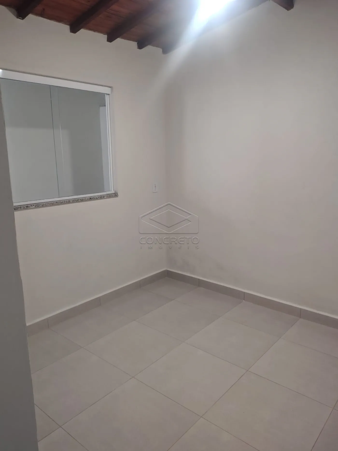 Alugar Casa / Edicula em Len&ccedil;&oacute;is Paulista R$ 1.100,00 - Foto 4