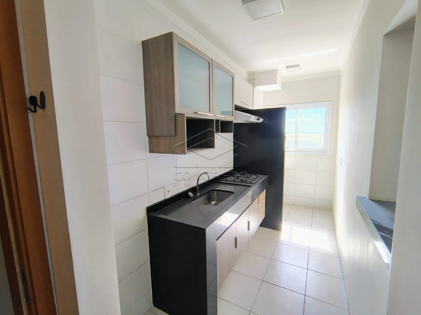 Alugar Apartamento / Padr&atilde;o em Len&ccedil;&oacute;is Paulista R$ 1.800,00 - Foto 5