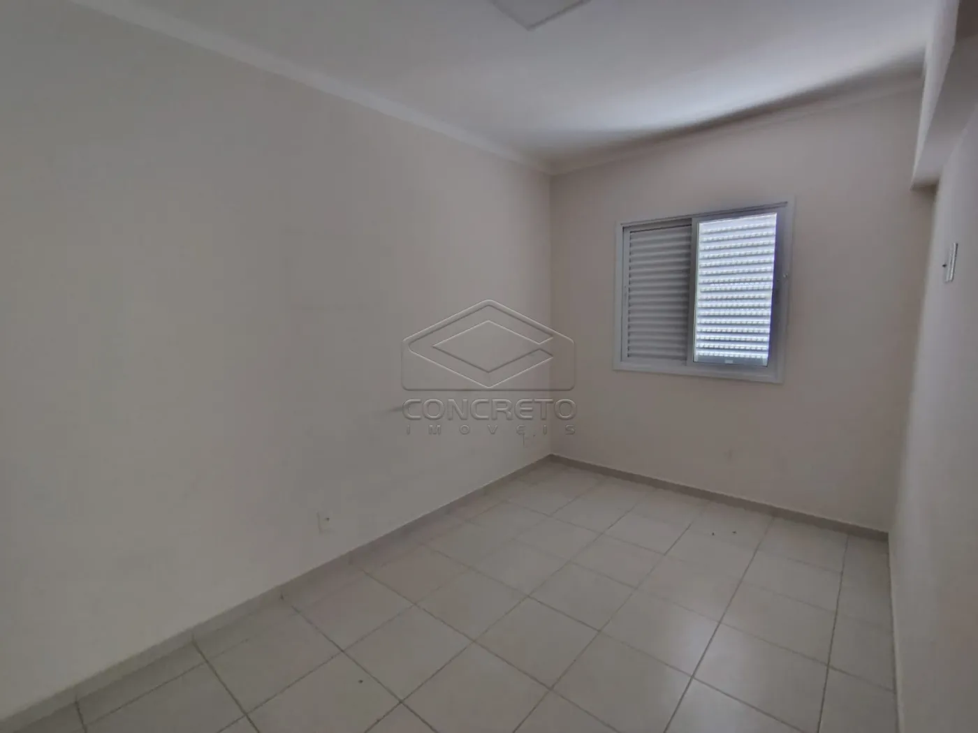 Alugar Apartamento / Padr&atilde;o em Len&ccedil;&oacute;is Paulista R$ 1.800,00 - Foto 6
