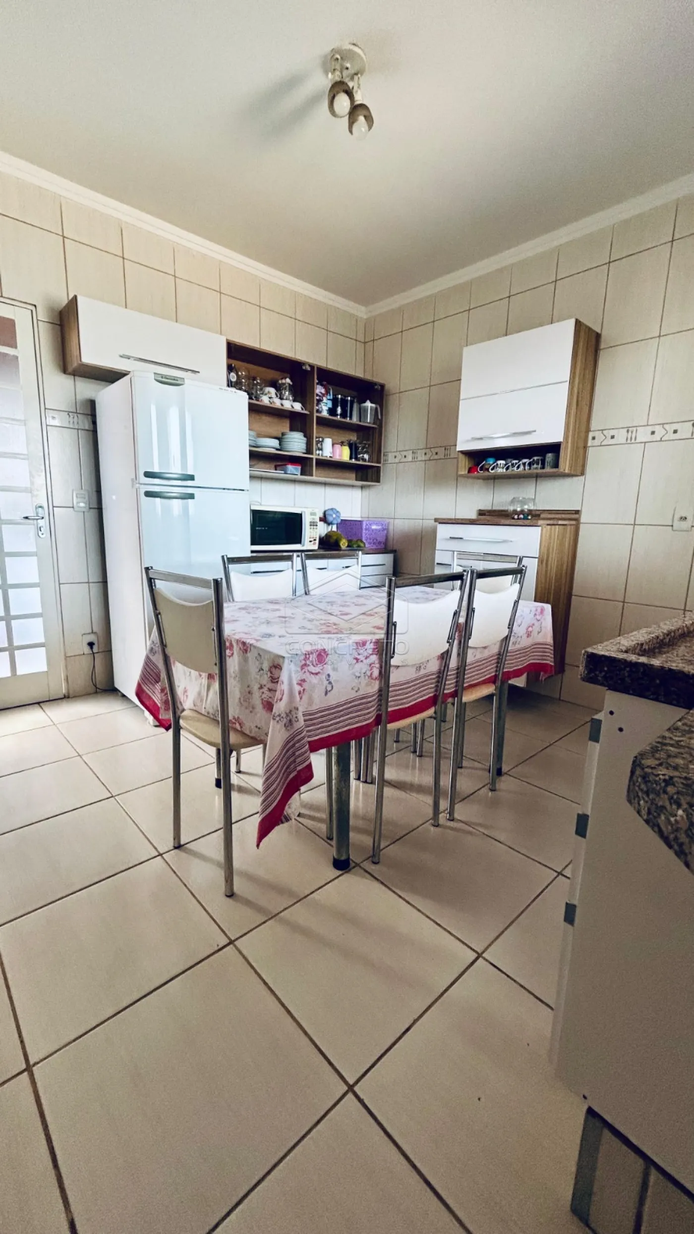 Comprar Casa / Resid&ecirc;ncia em Len&ccedil;&oacute;is Paulista R$ 390.000,00 - Foto 3