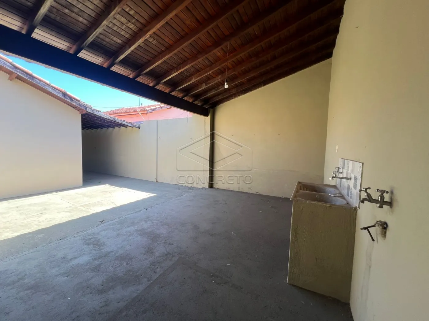 Comprar Casa / Padr&atilde;o em Len&ccedil;&oacute;is Paulista R$ 270.000,00 - Foto 13