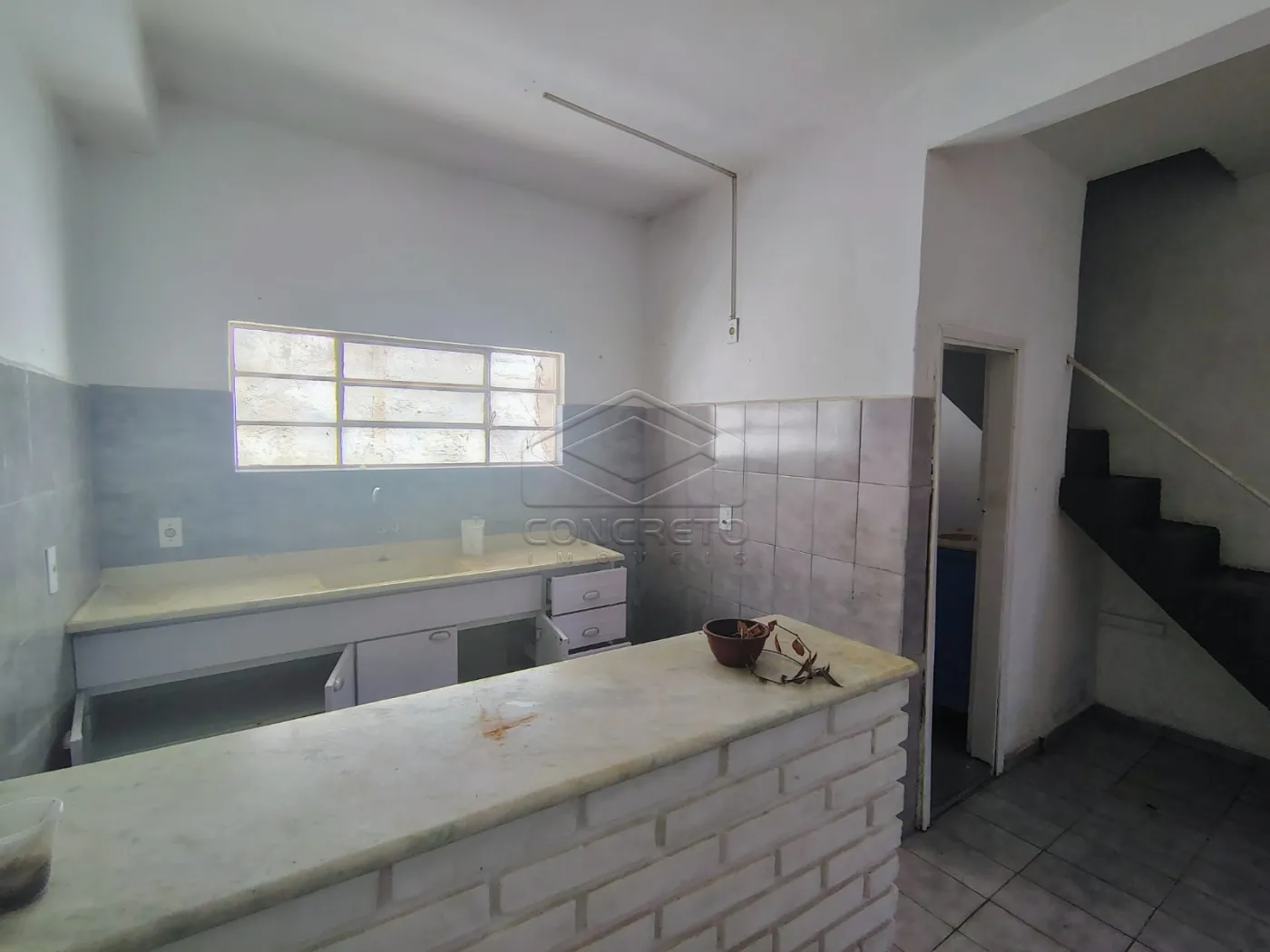 Alugar Casa / Resid&ecirc;ncia em Len&ccedil;&oacute;is Paulista R$ 1.700,00 - Foto 11