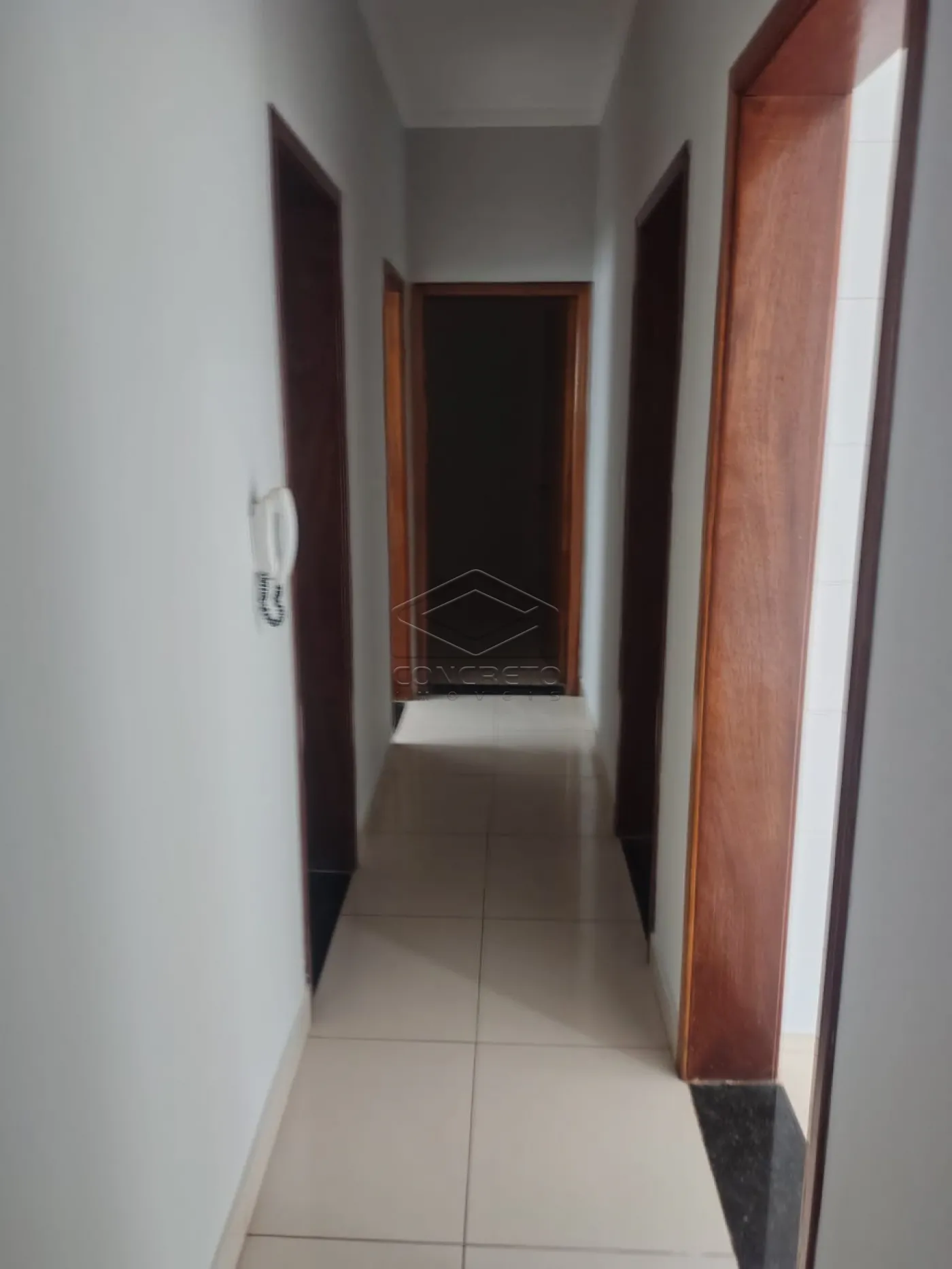 Alugar Casa / Padr&atilde;o em Len&ccedil;&oacute;is Paulista R$ 3.100,00 - Foto 10
