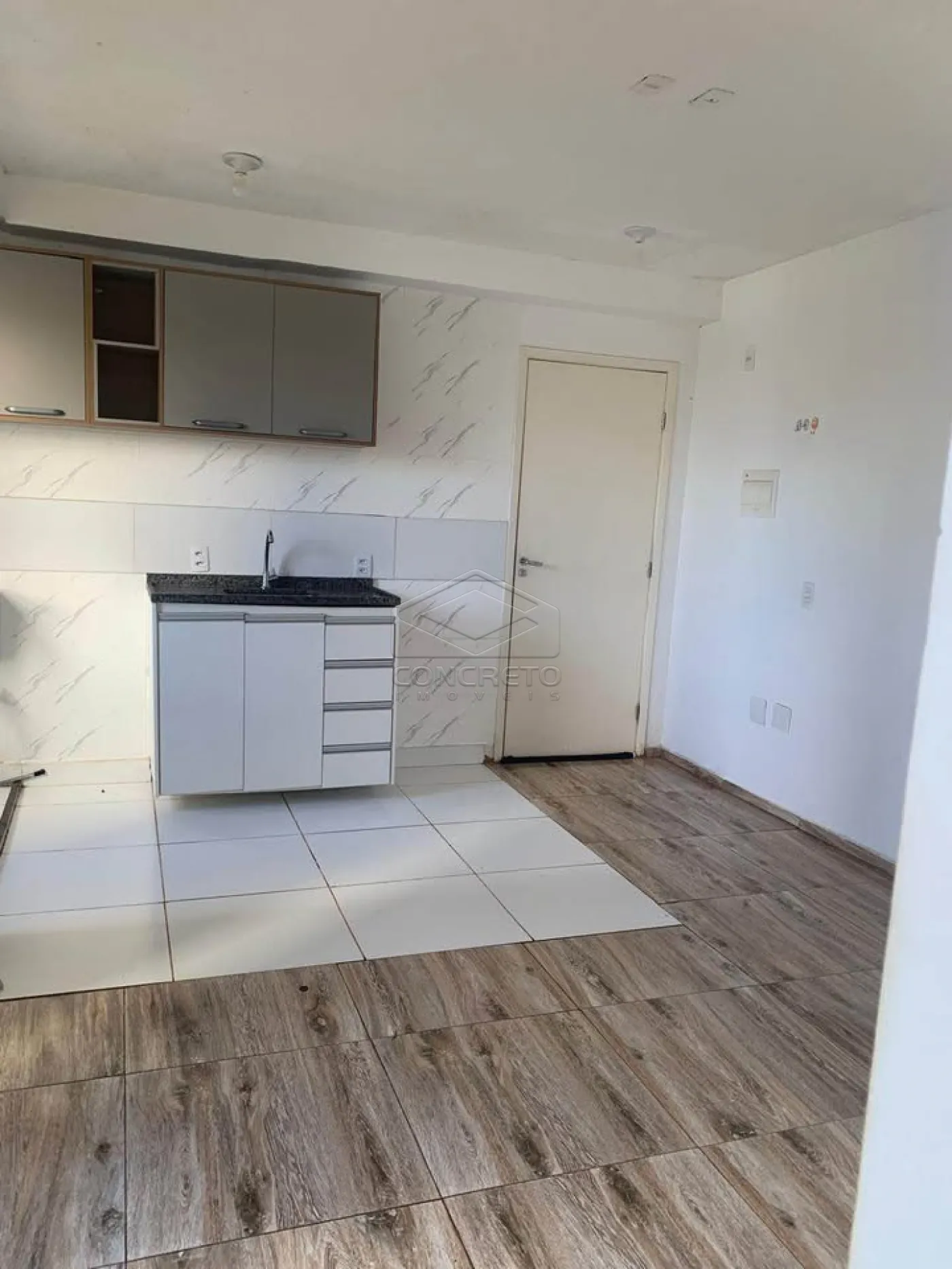 Alugar Apartamento / Padr&atilde;o em Len&ccedil;&oacute;is Paulista R$ 1.500,00 - Foto 3