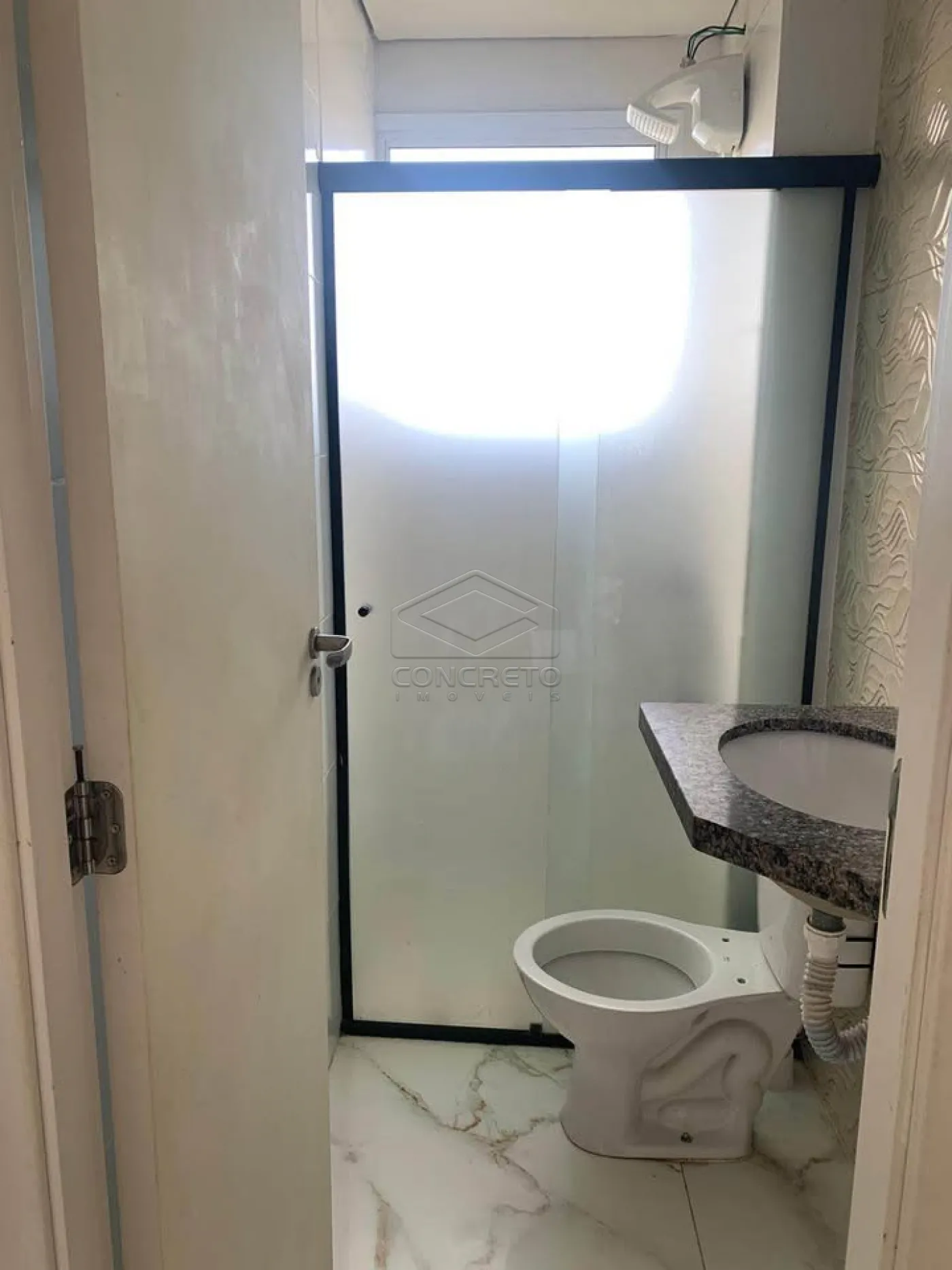 Alugar Apartamento / Padr&atilde;o em Len&ccedil;&oacute;is Paulista R$ 1.500,00 - Foto 6