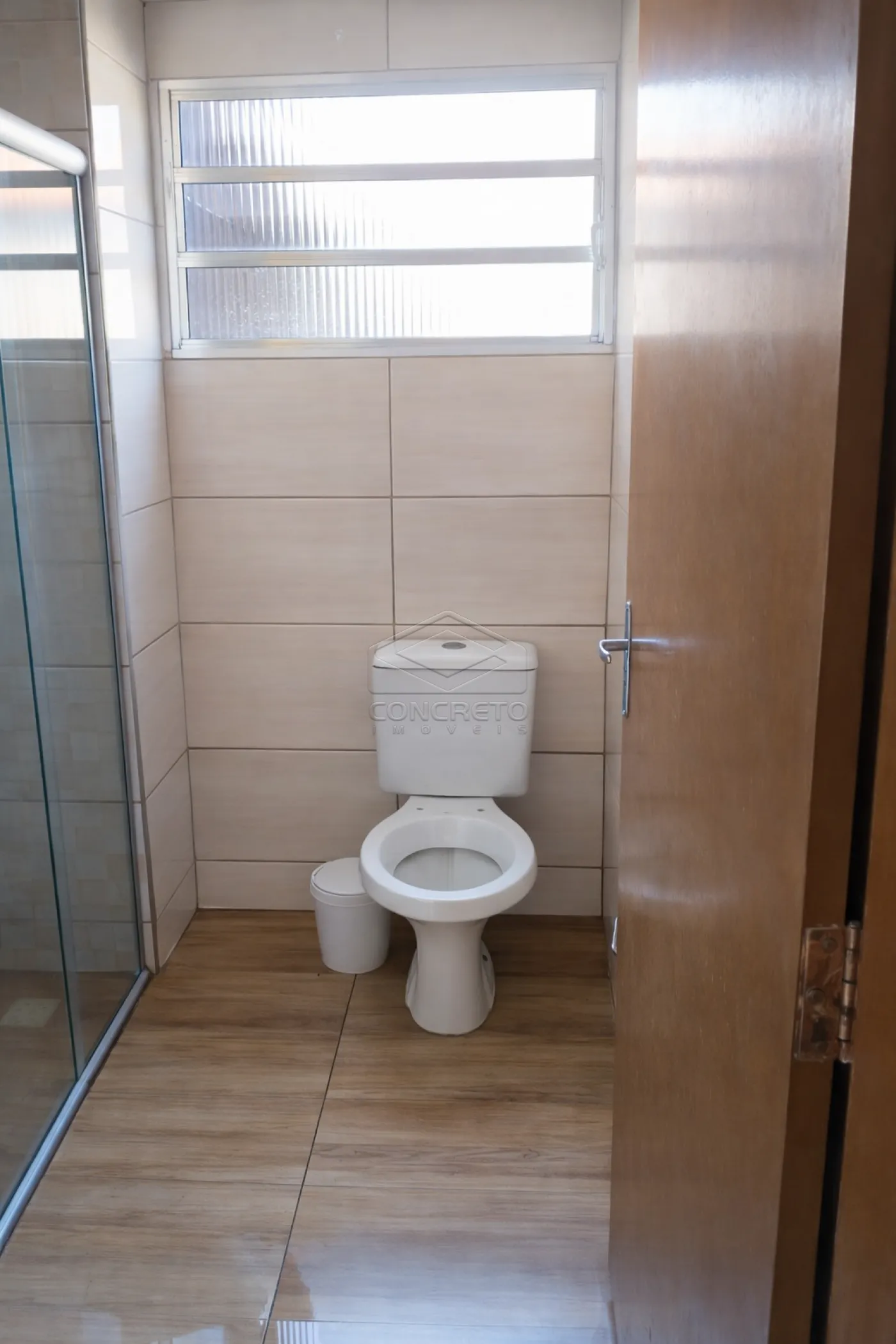 Comprar Casa / Padr&atilde;o em Len&ccedil;&oacute;is Paulista R$ 265.000,00 - Foto 2