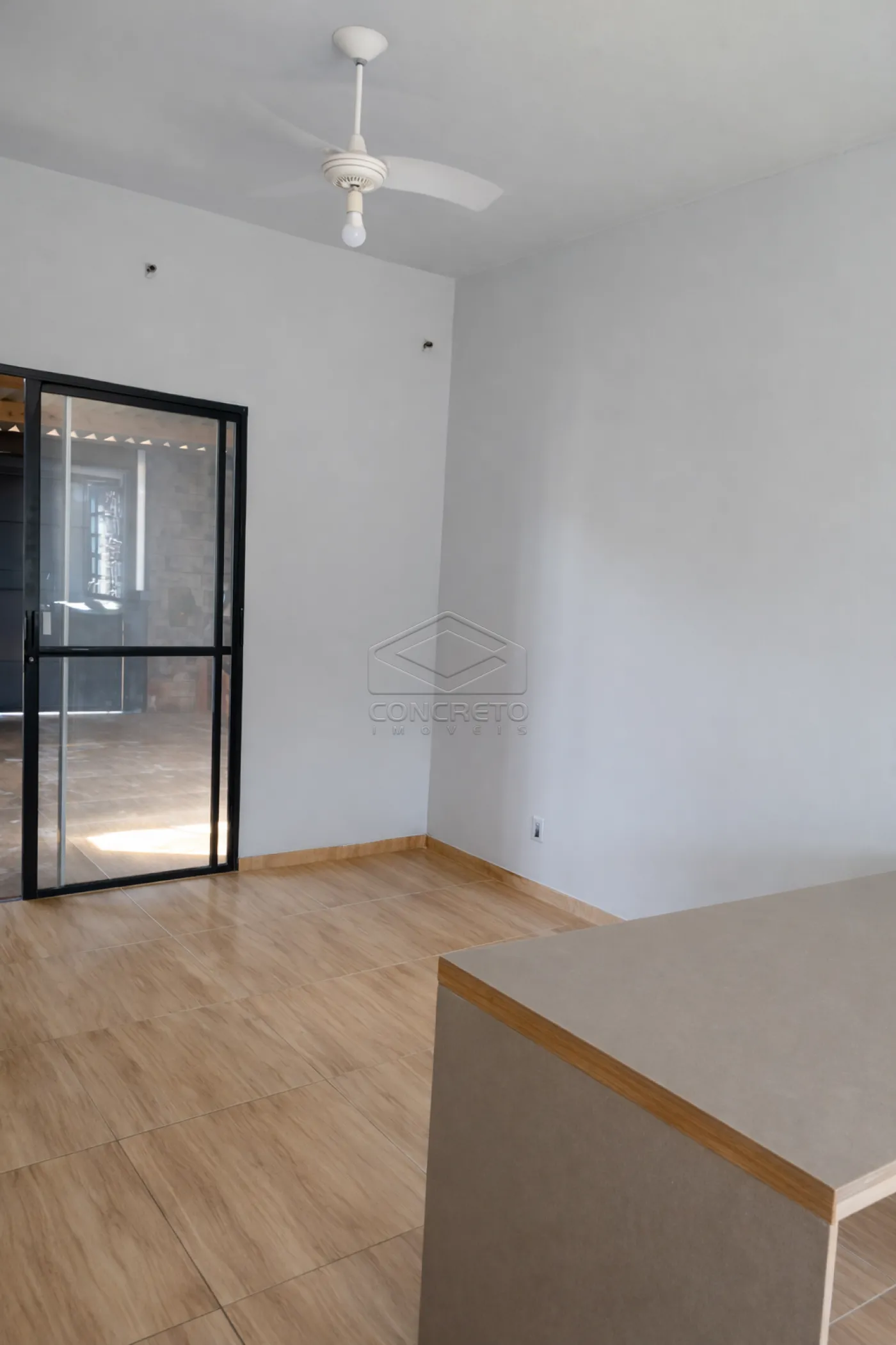 Comprar Casa / Padr&atilde;o em Len&ccedil;&oacute;is Paulista R$ 265.000,00 - Foto 6