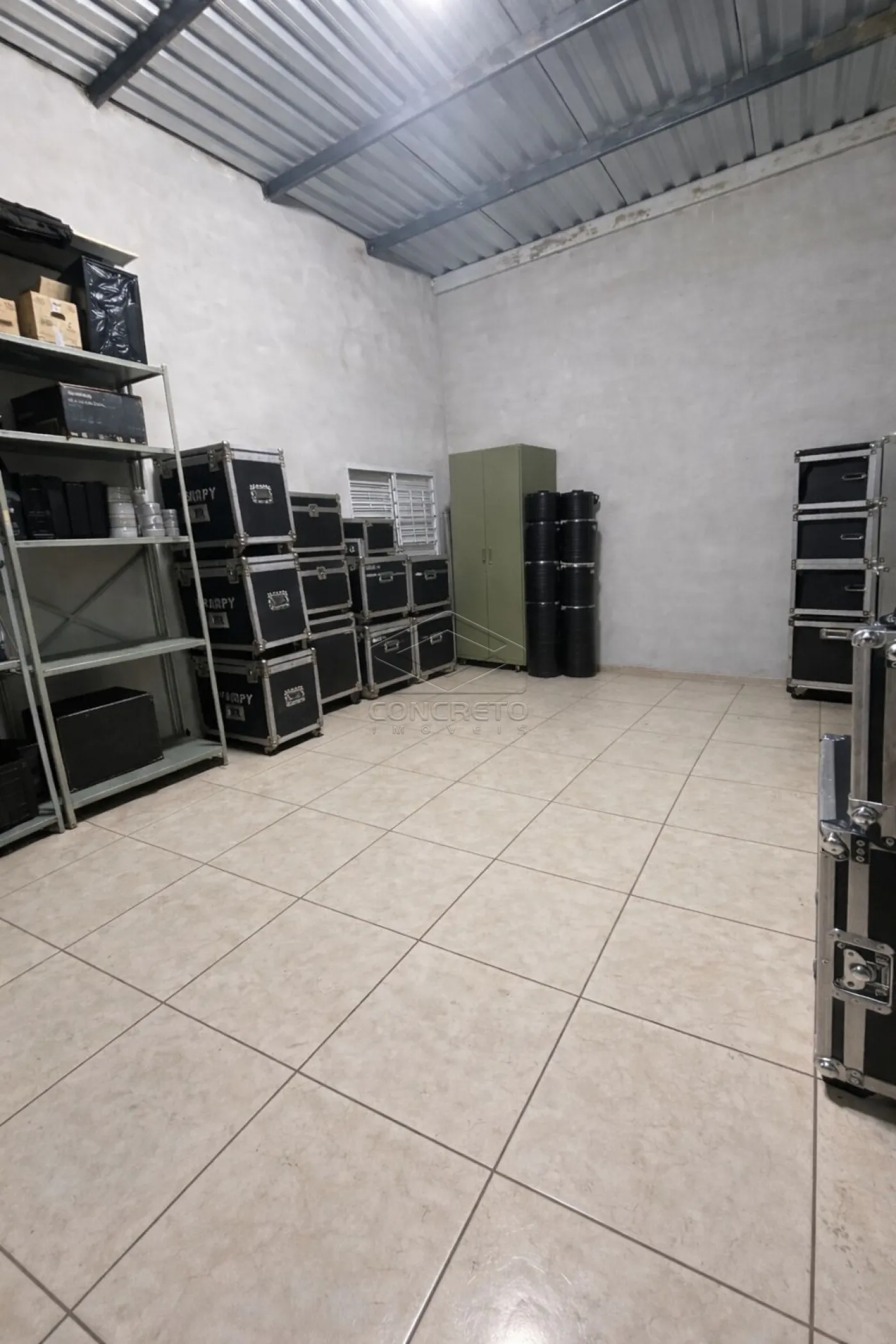 Alugar Comercial / Barrac&atilde;o em Len&ccedil;&oacute;is Paulista R$ 2.800,00 - Foto 2