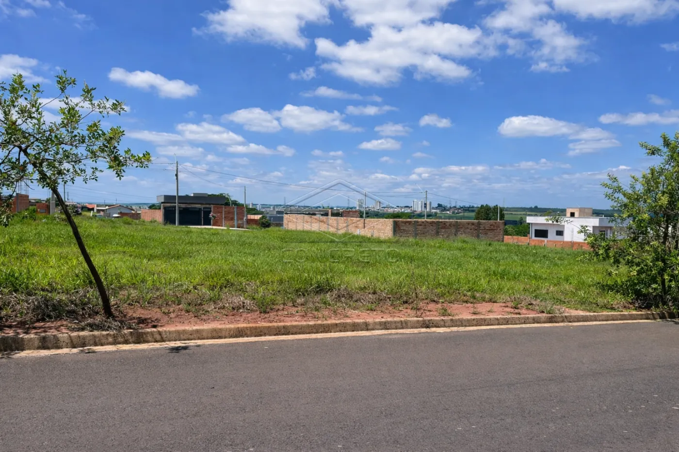 Comprar Terreno / Padr&atilde;o em Len&ccedil;&oacute;is Paulista R$ 159.000,00 - Foto 2