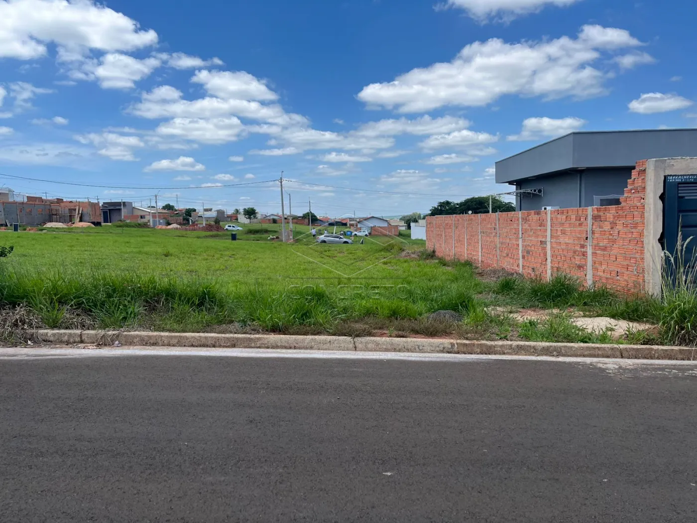 Comprar Terreno / Padr&atilde;o em Len&ccedil;&oacute;is Paulista R$ 159.000,00 - Foto 1