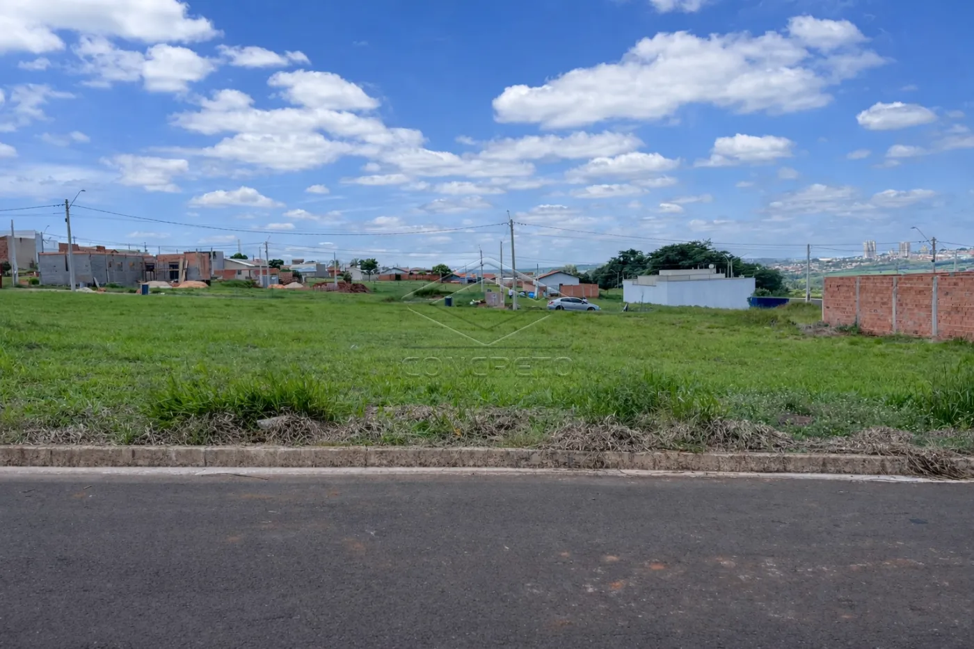 Comprar Terreno / Padr&atilde;o em Len&ccedil;&oacute;is Paulista R$ 159.000,00 - Foto 1