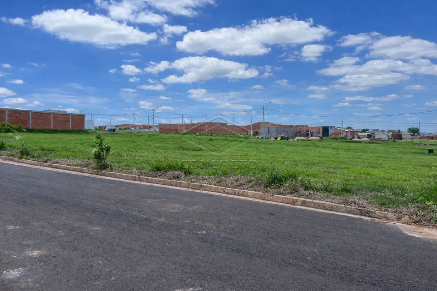 Comprar Terreno / Padr&atilde;o em Len&ccedil;&oacute;is Paulista R$ 159.000,00 - Foto 2