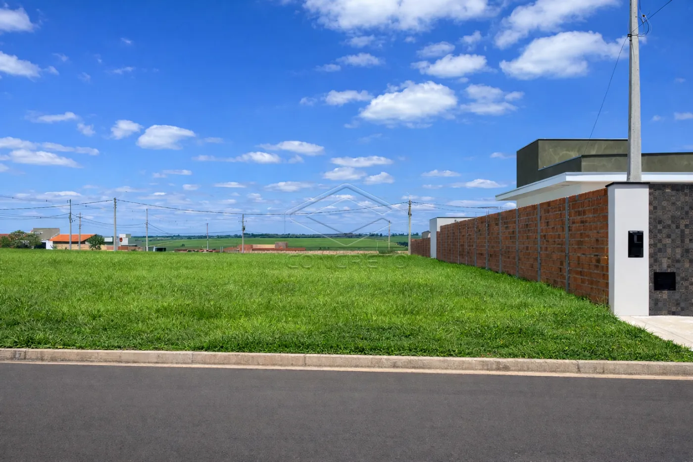 Comprar Terreno / Padr&atilde;o em Len&ccedil;&oacute;is Paulista R$ 159.000,00 - Foto 1