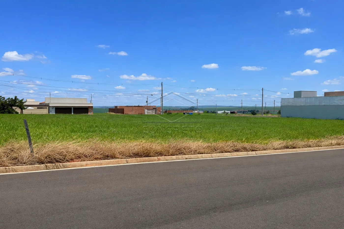 Comprar Terreno / Padr&atilde;o em Len&ccedil;&oacute;is Paulista R$ 233.000,00 - Foto 3