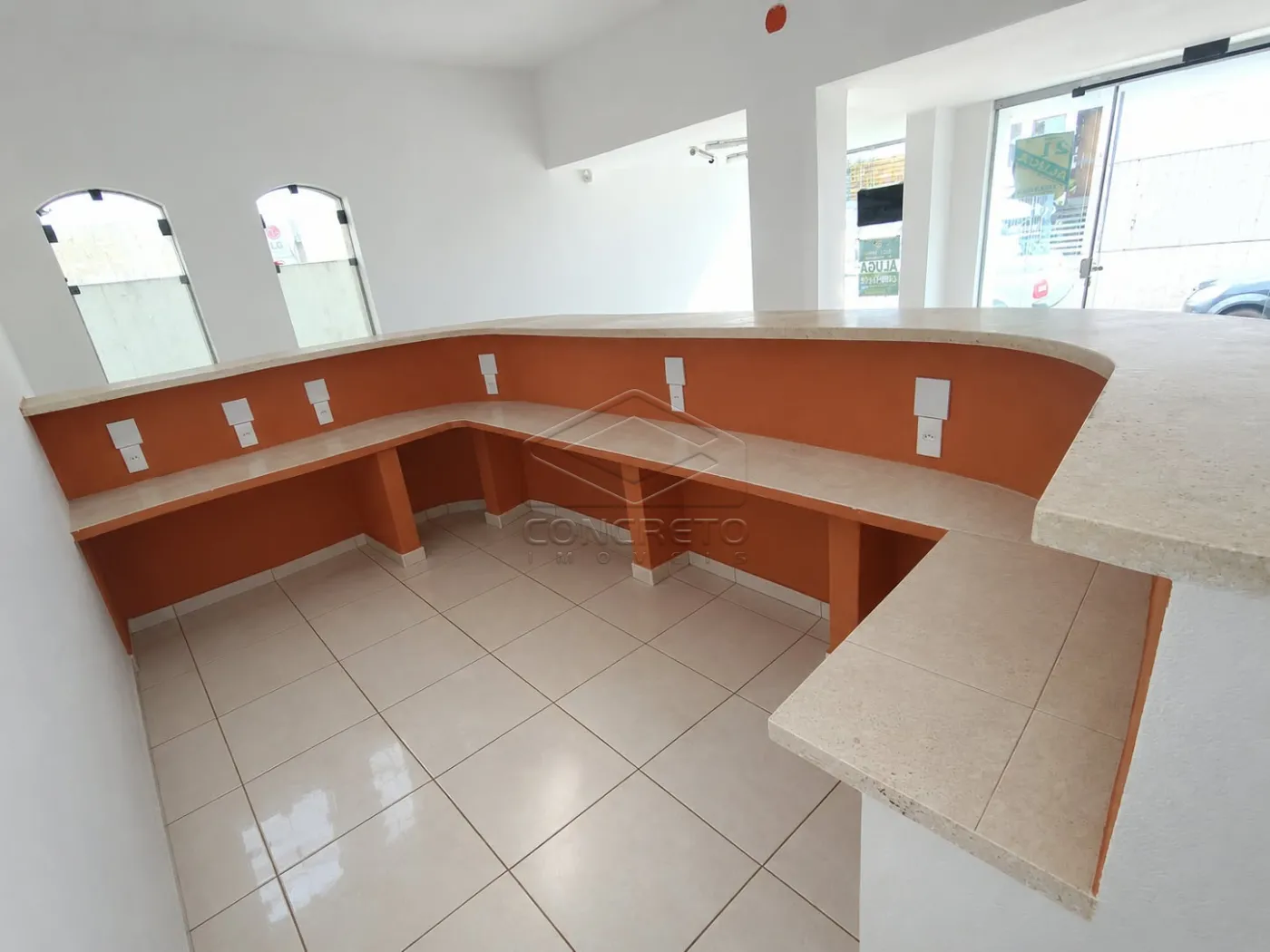 Alugar Comercial / Casa em Len&ccedil;&oacute;is Paulista R$ 8.000,00 - Foto 1