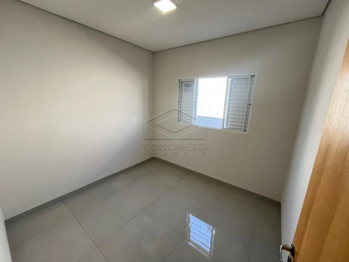 Comprar Casa / Padr&atilde;o em Len&ccedil;&oacute;is Paulista R$ 550.000,00 - Foto 10