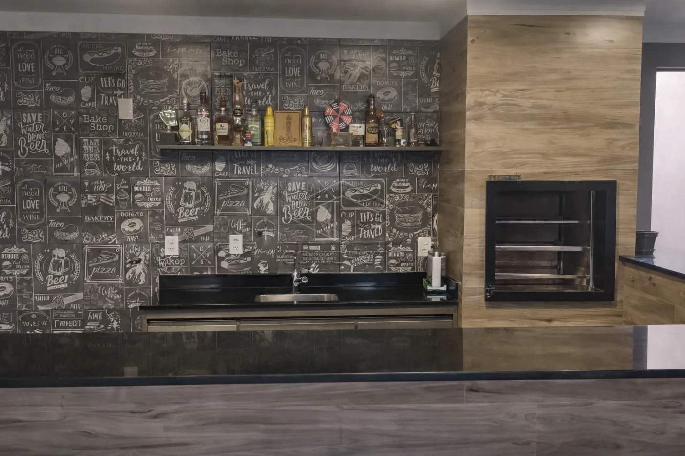 Comprar Casa / Padr&atilde;o em Len&ccedil;&oacute;is Paulista R$ 500.000,00 - Foto 2