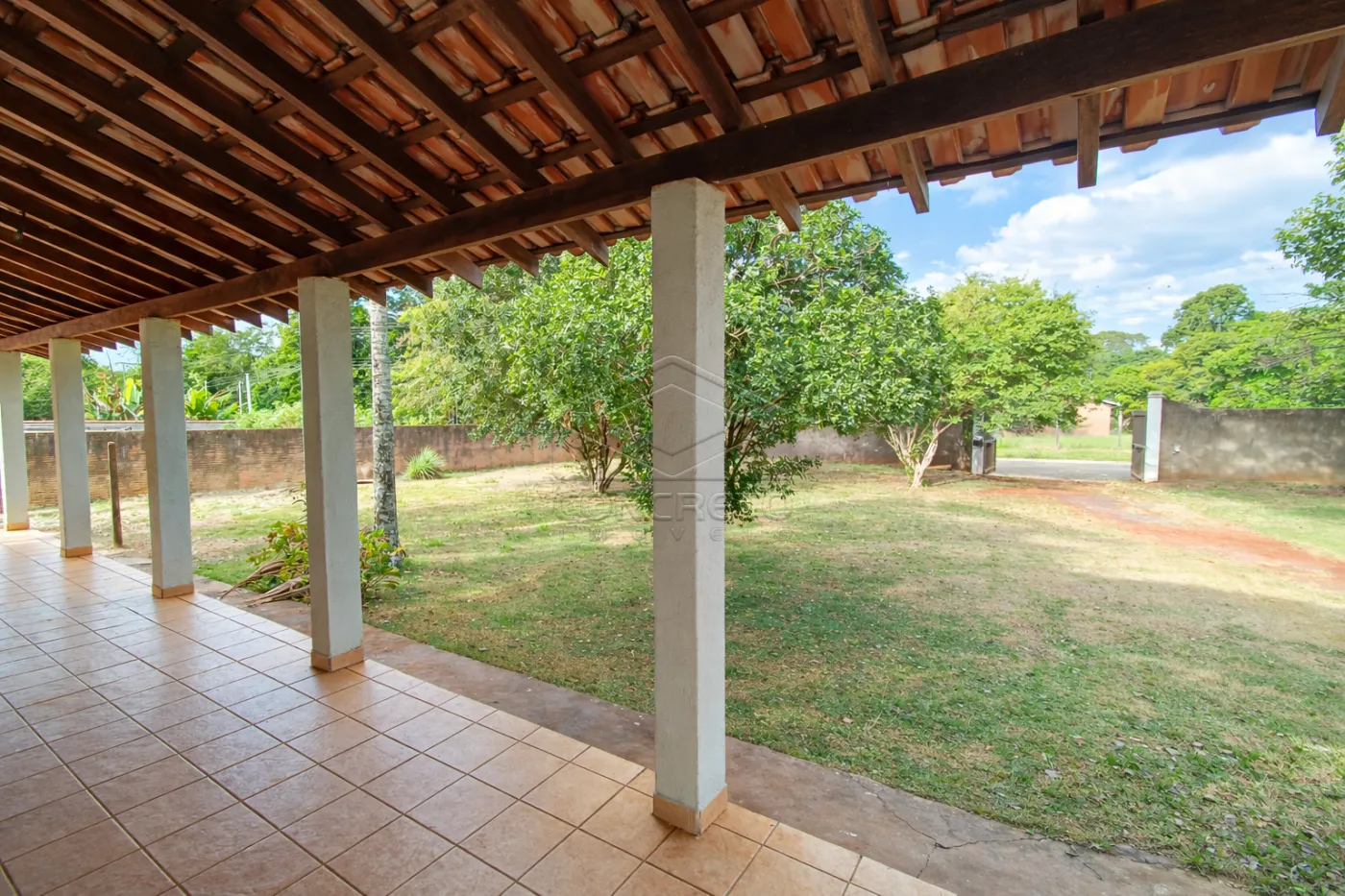 Comprar Rural / Ch&aacute;caraFazenda em Len&ccedil;&oacute;is Paulista R$ 640.000,00 - Foto 3