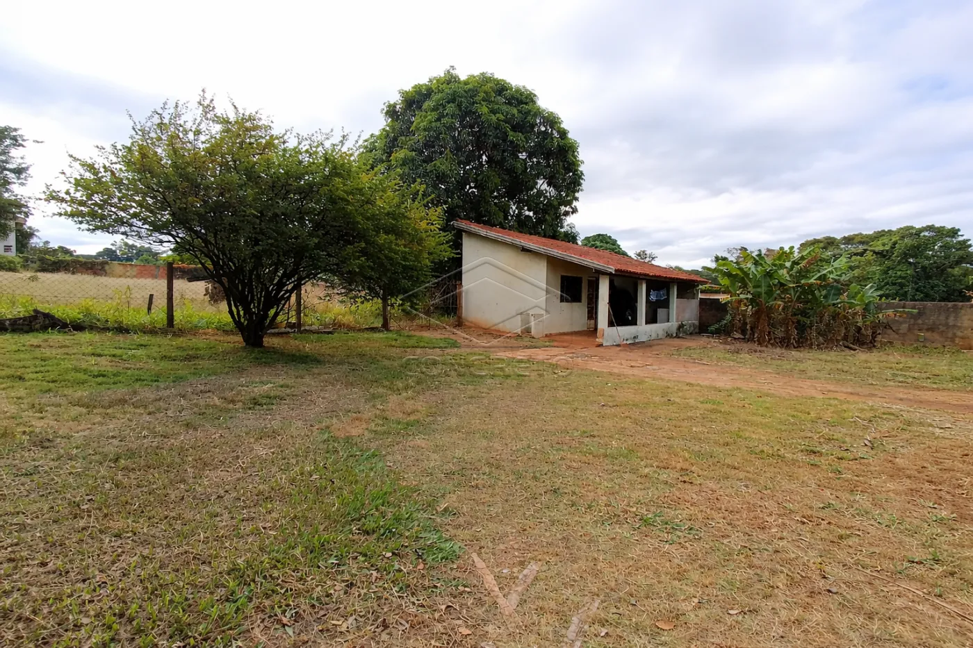 Comprar Rural / Ch&aacute;caraFazenda em Len&ccedil;&oacute;is Paulista R$ 640.000,00 - Foto 6
