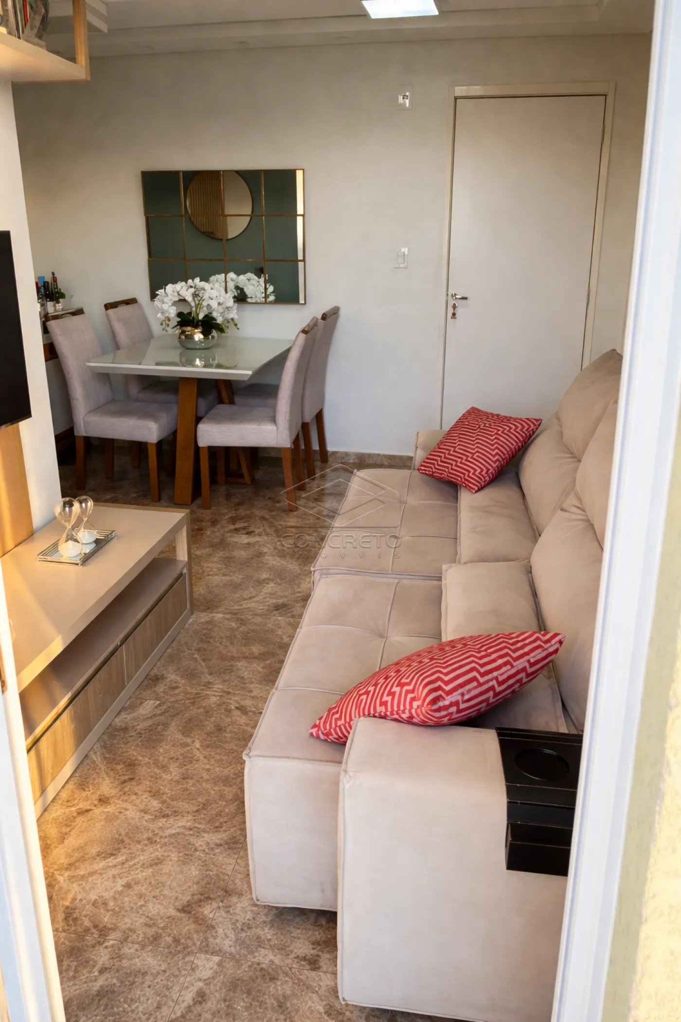 Comprar Apartamento / Padr&atilde;o em Len&ccedil;&oacute;is Paulista R$ 275.000,00 - Foto 4