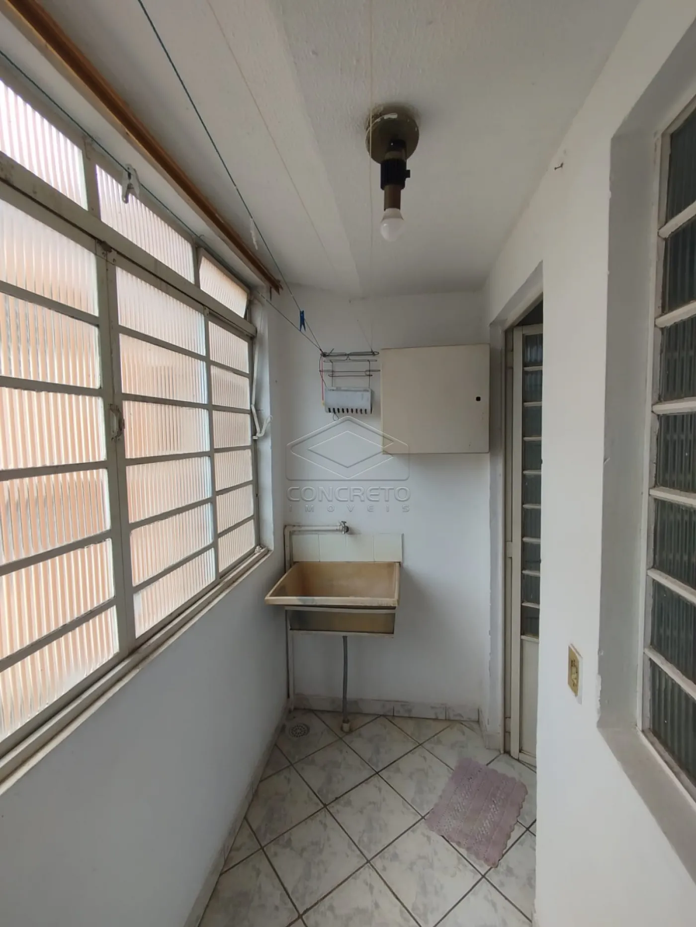 Comprar Apartamento / Padr&atilde;o em Bauru R$ 165.000,00 - Foto 5