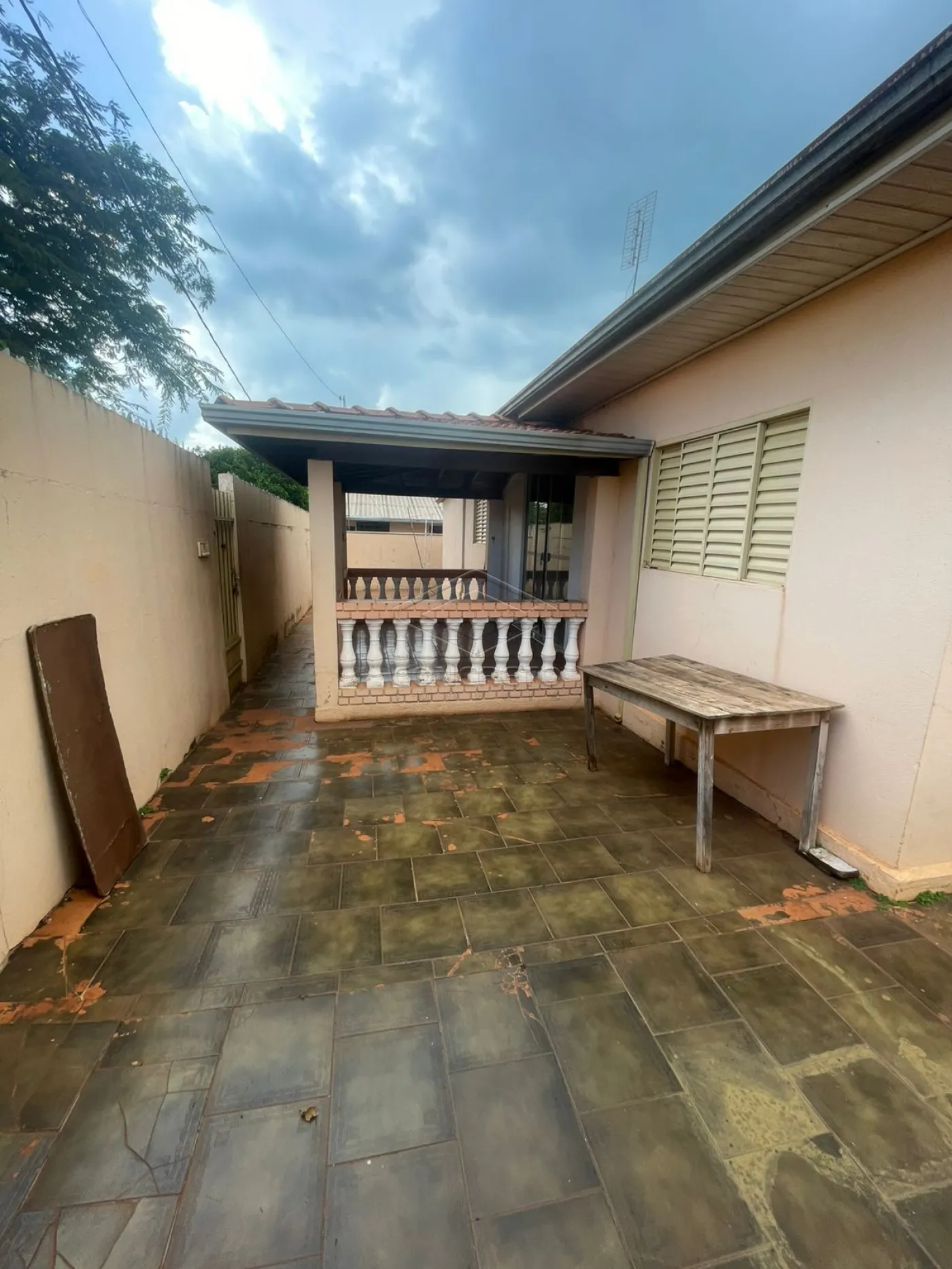 Alugar Casa / Resid&ecirc;ncia em Barra Bonita R$ 1.100,00 - Foto 1