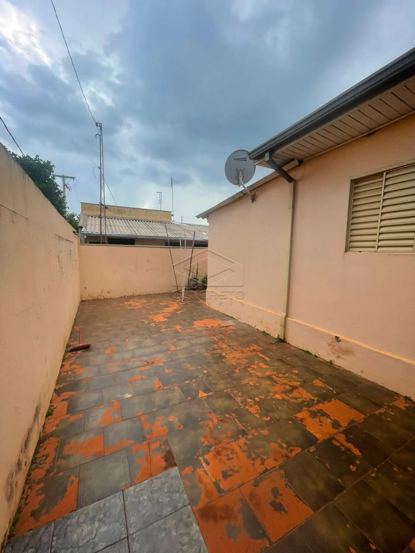 Alugar Casa / Resid&ecirc;ncia em Barra Bonita R$ 1.100,00 - Foto 2