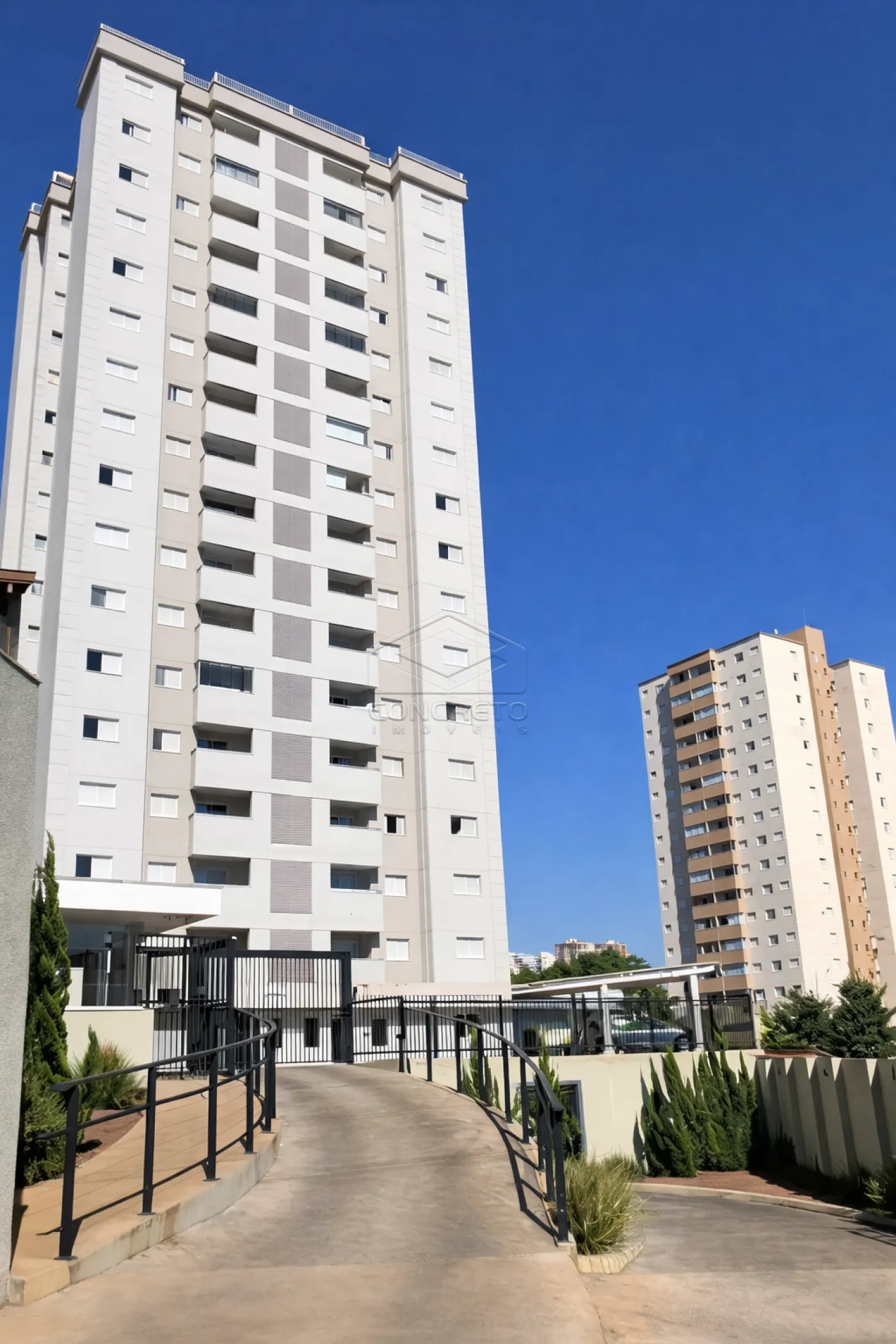 Comprar Apartamento / Mobiliado em Len&ccedil;&oacute;is Paulista R$ 630.000,00 - Foto 1
