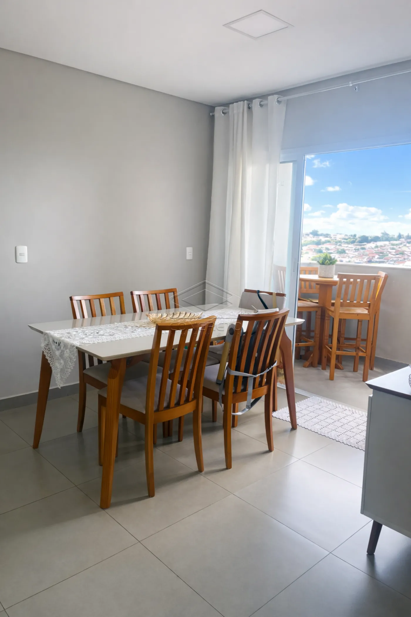Comprar Apartamento / Mobiliado em Len&ccedil;&oacute;is Paulista R$ 630.000,00 - Foto 3