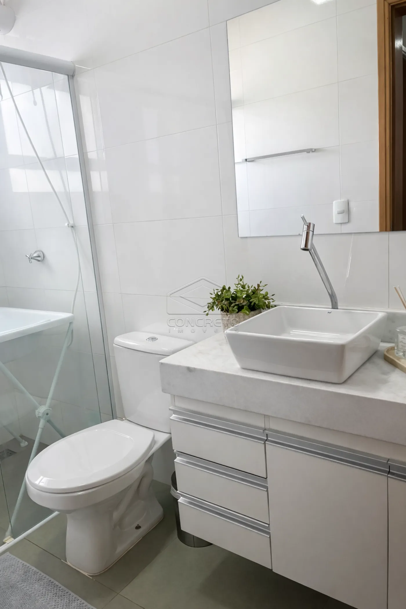 Comprar Apartamento / Mobiliado em Len&ccedil;&oacute;is Paulista R$ 630.000,00 - Foto 12