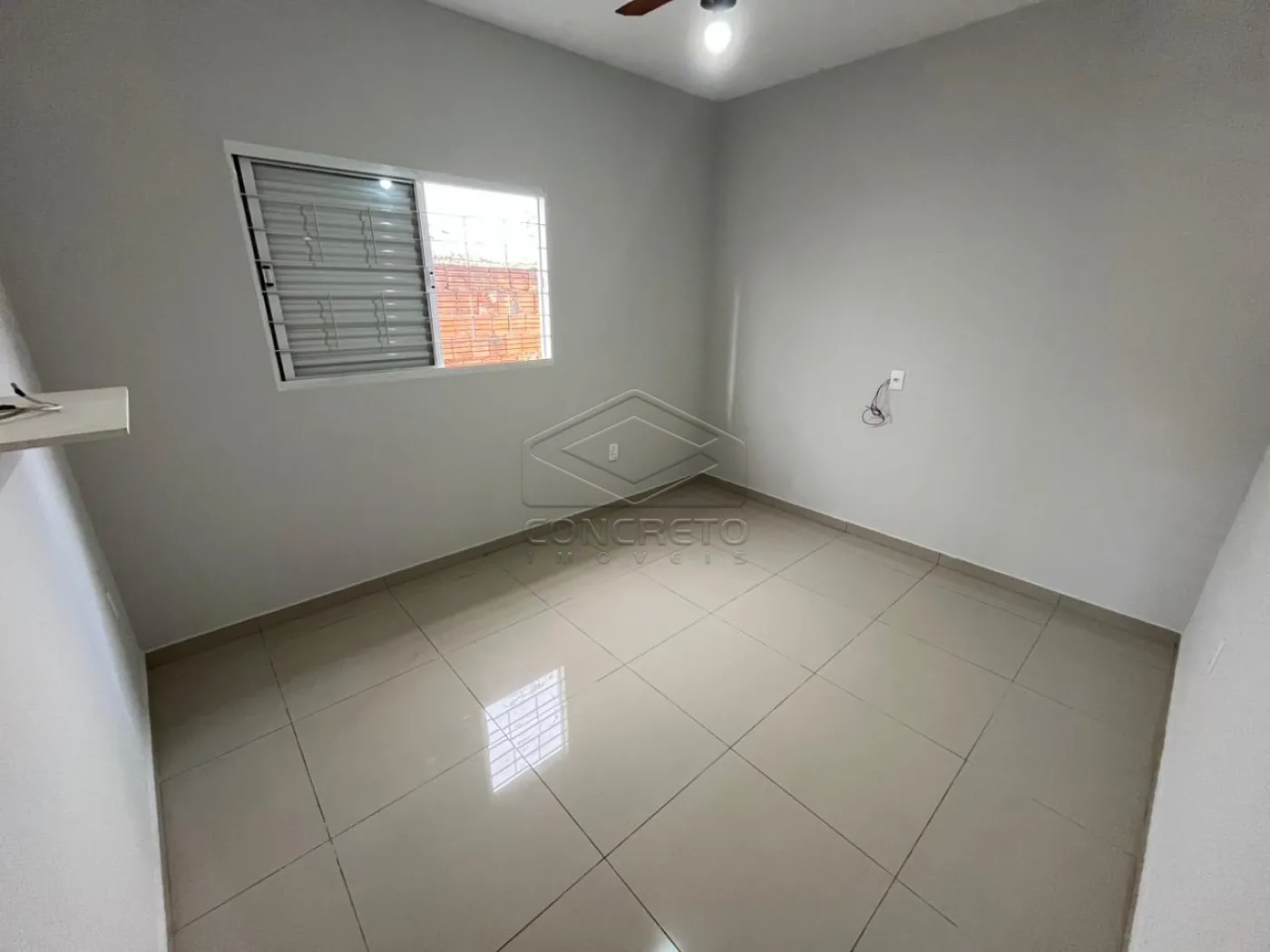 Comprar Casa / Padr&atilde;o em Len&ccedil;&oacute;is Paulista R$ 520.000,00 - Foto 8