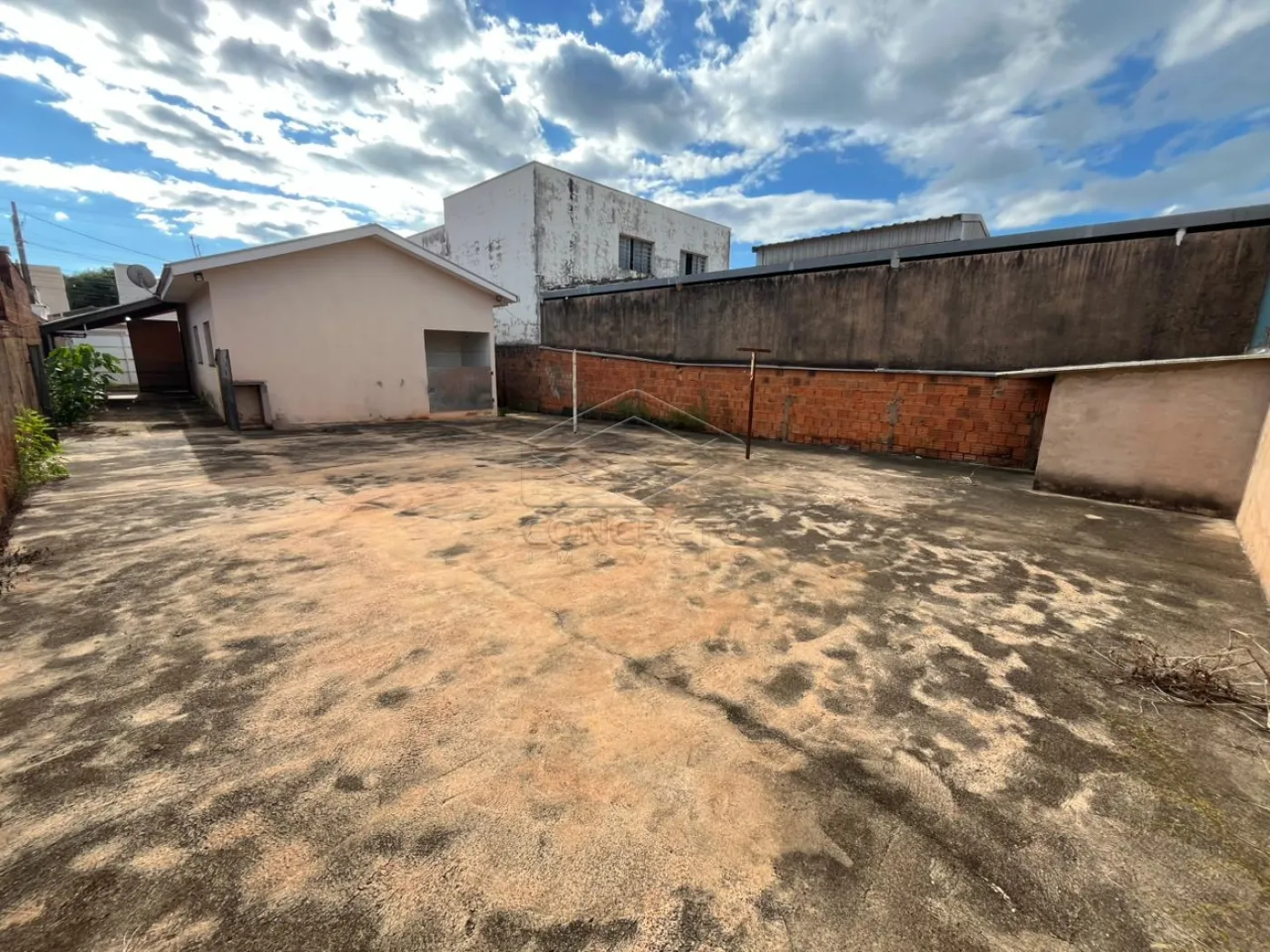 Comprar Casa / Padr&atilde;o em Len&ccedil;&oacute;is Paulista R$ 520.000,00 - Foto 3