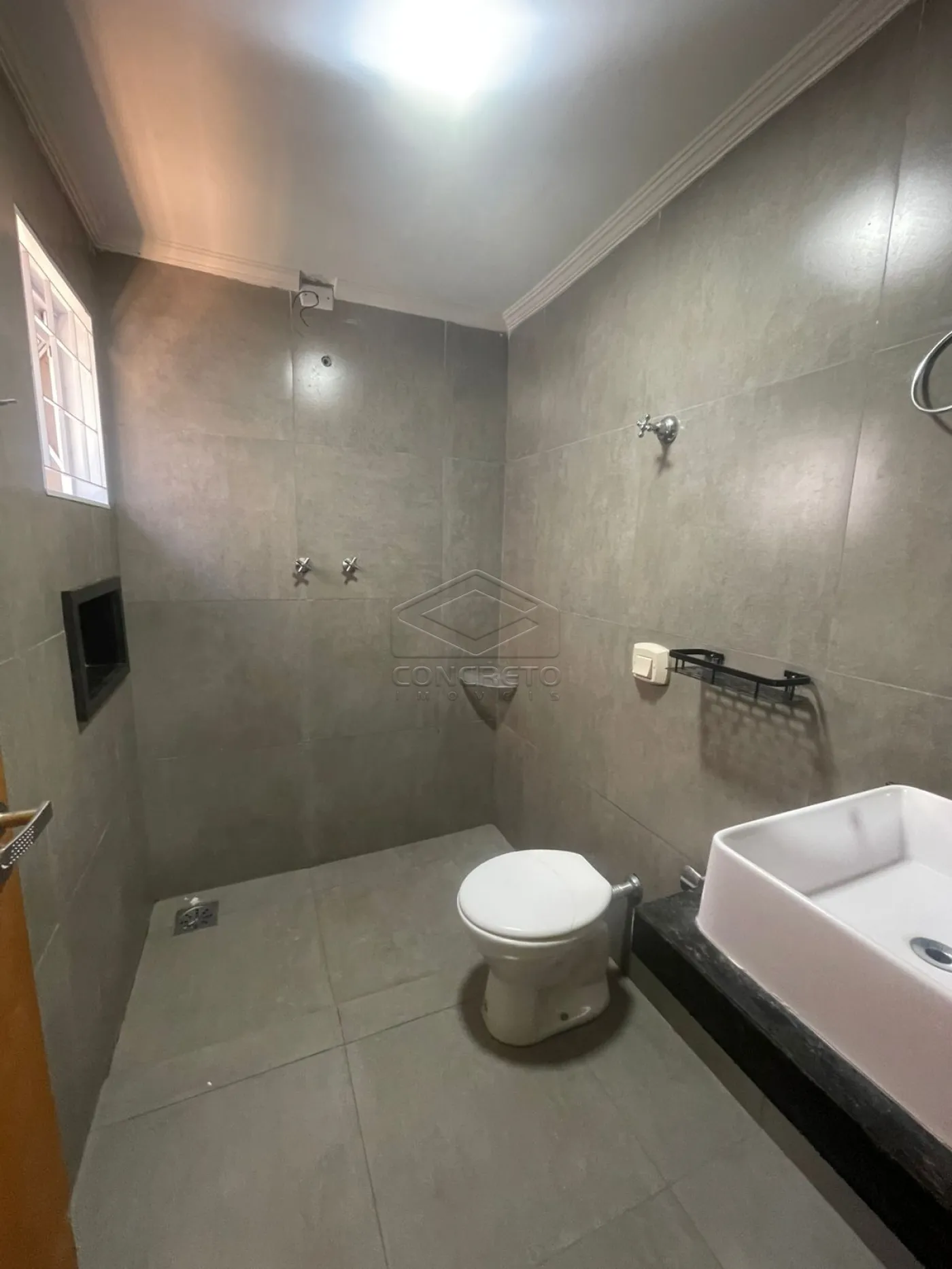 Alugar Casa / Resid&ecirc;ncia em Barra Bonita R$ 1.700,00 - Foto 5