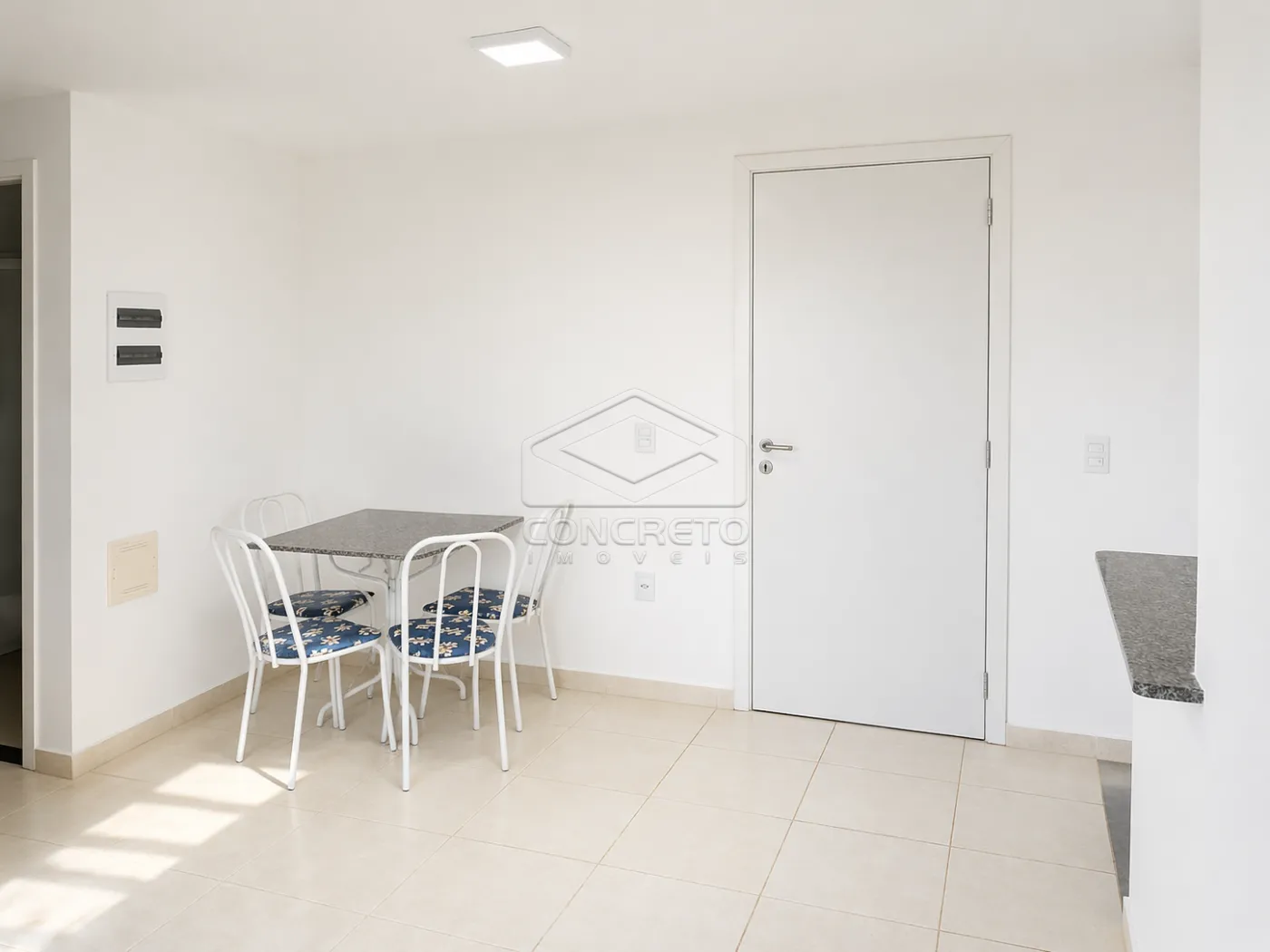 Comprar Apartamento / Padr&atilde;o em Len&ccedil;&oacute;is Paulista R$ 270.000,00 - Foto 3