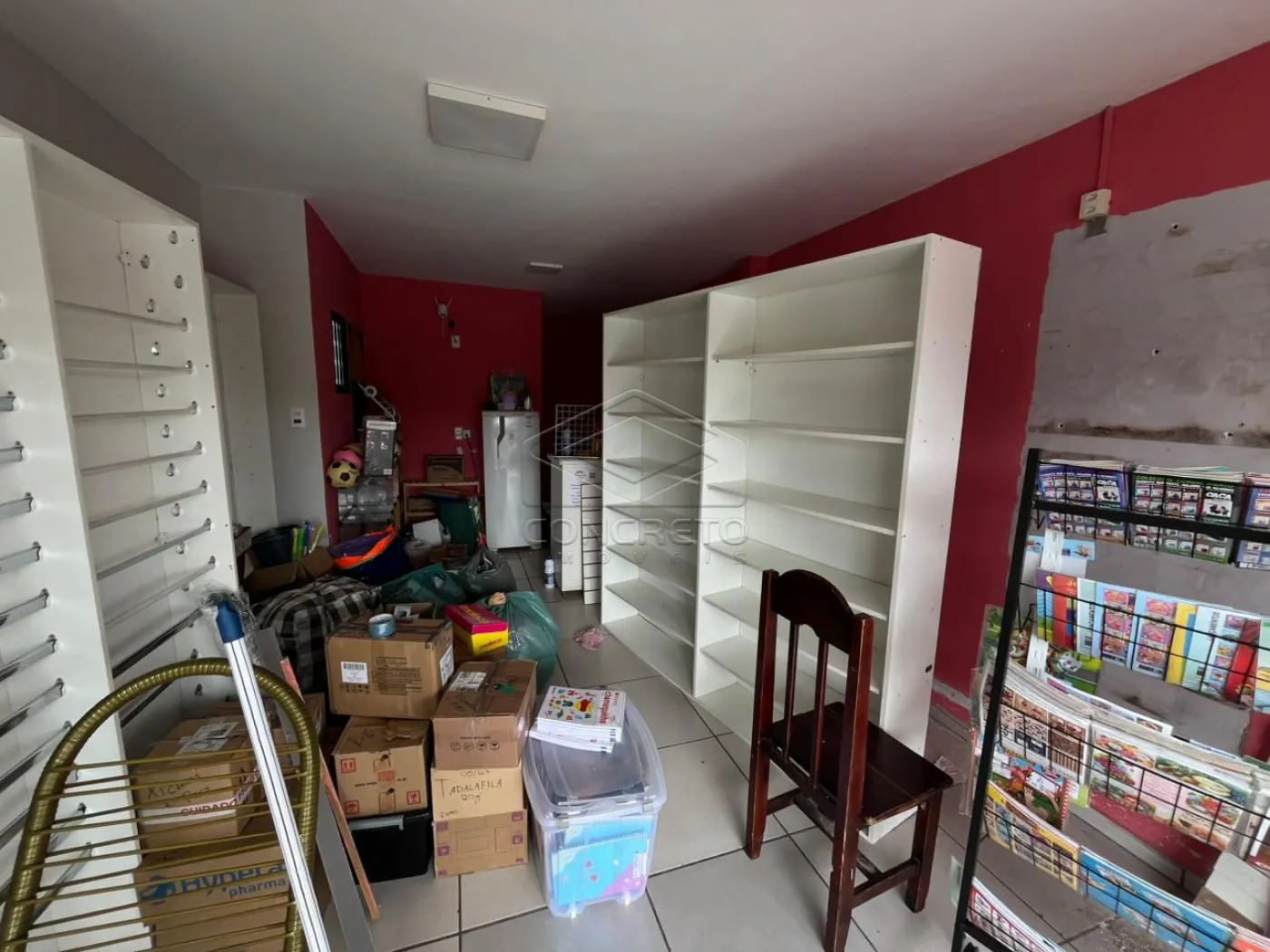 Comprar Casa / Padr&atilde;o em Len&ccedil;&oacute;is Paulista R$ 200.000,00 - Foto 2