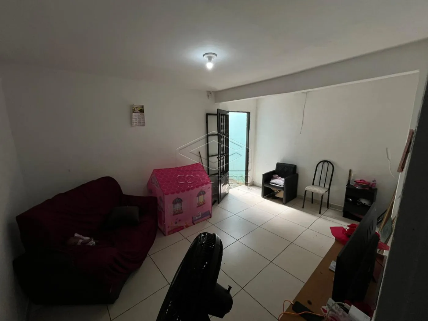 Comprar Casa / Padr&atilde;o em Len&ccedil;&oacute;is Paulista R$ 200.000,00 - Foto 4