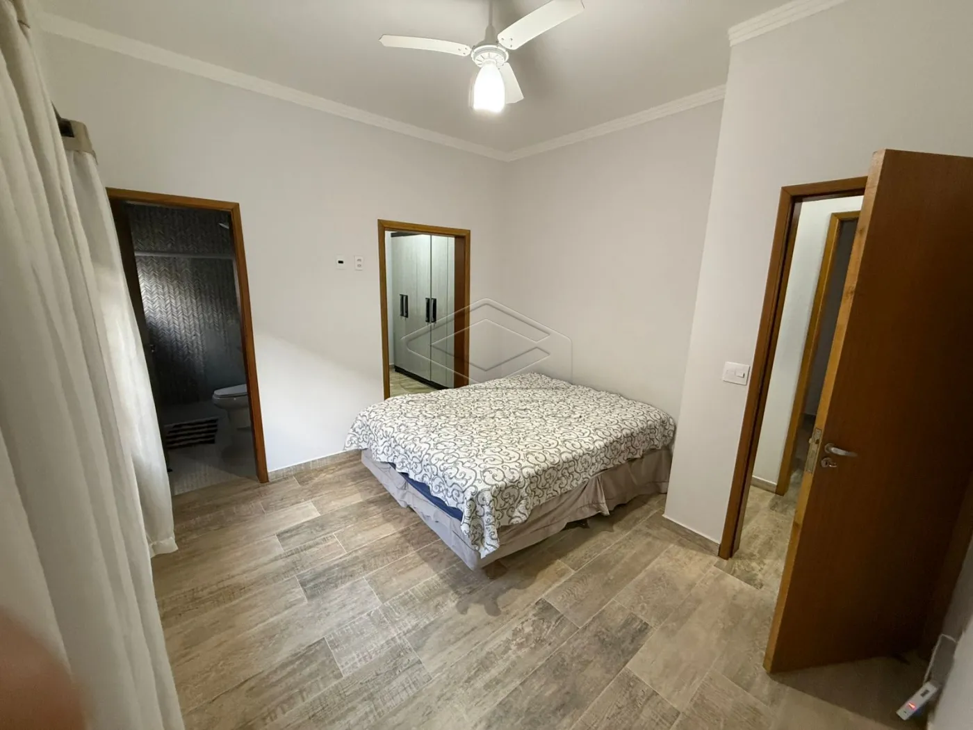 Comprar Casa / Sobrado em Len&ccedil;&oacute;is Paulista R$ 800.000,00 - Foto 20