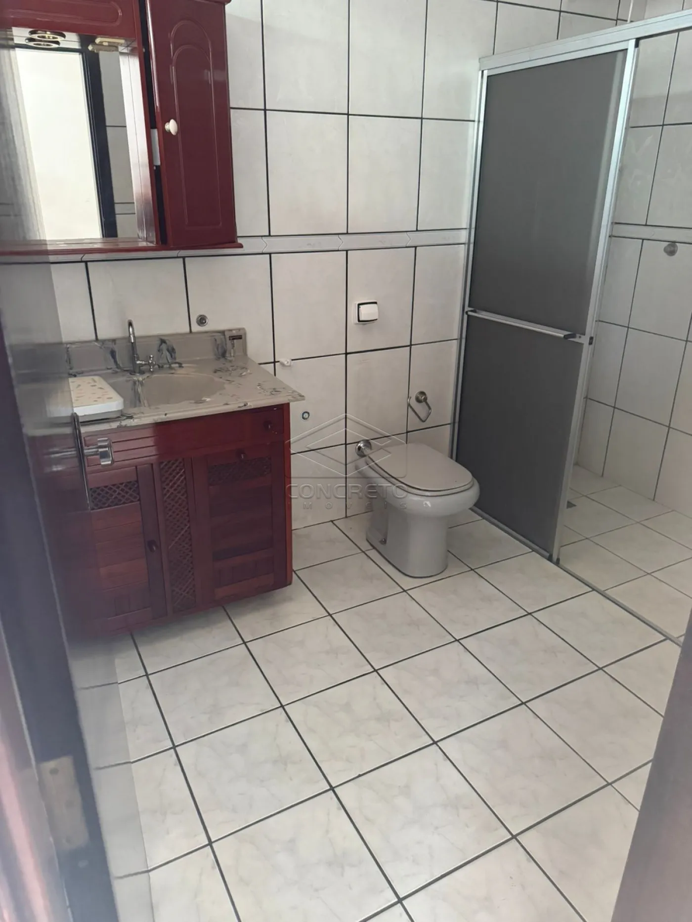 Comprar Casa / Padr&atilde;o em Len&ccedil;&oacute;is Paulista R$ 450.000,00 - Foto 4
