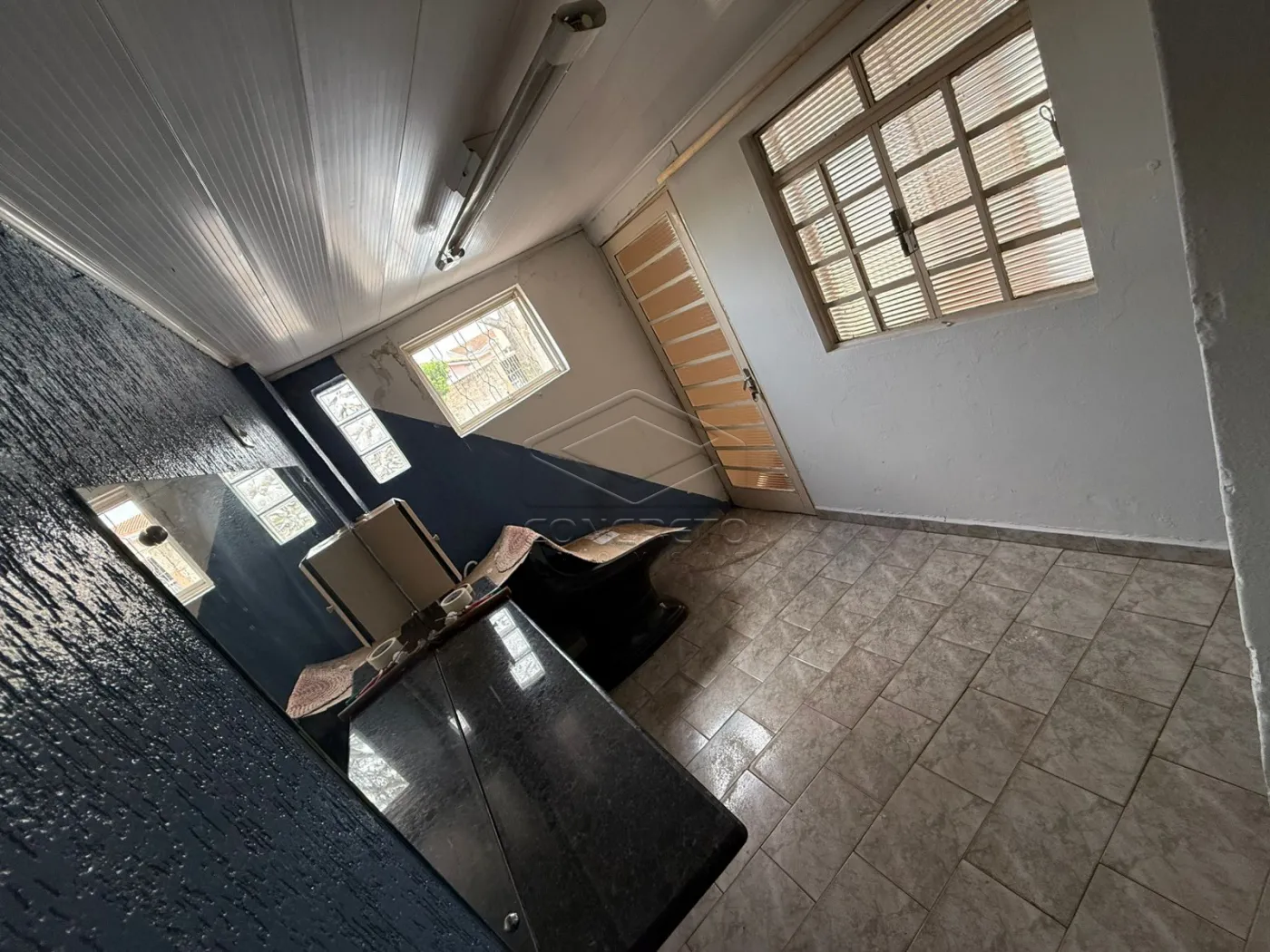 Comprar Casa / Padr&atilde;o em Len&ccedil;&oacute;is Paulista R$ 450.000,00 - Foto 5