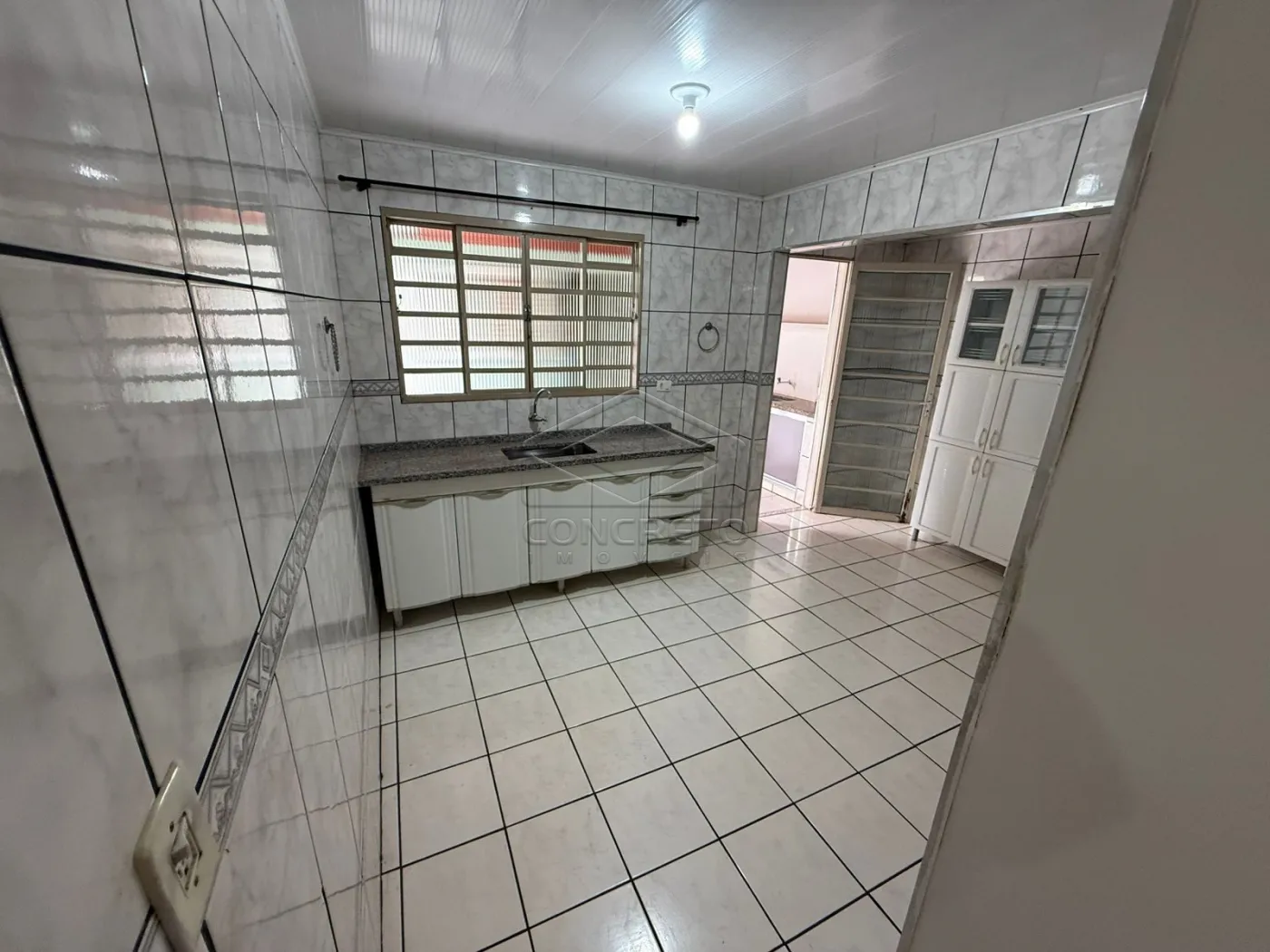 Comprar Casa / Padr&atilde;o em Len&ccedil;&oacute;is Paulista R$ 450.000,00 - Foto 9