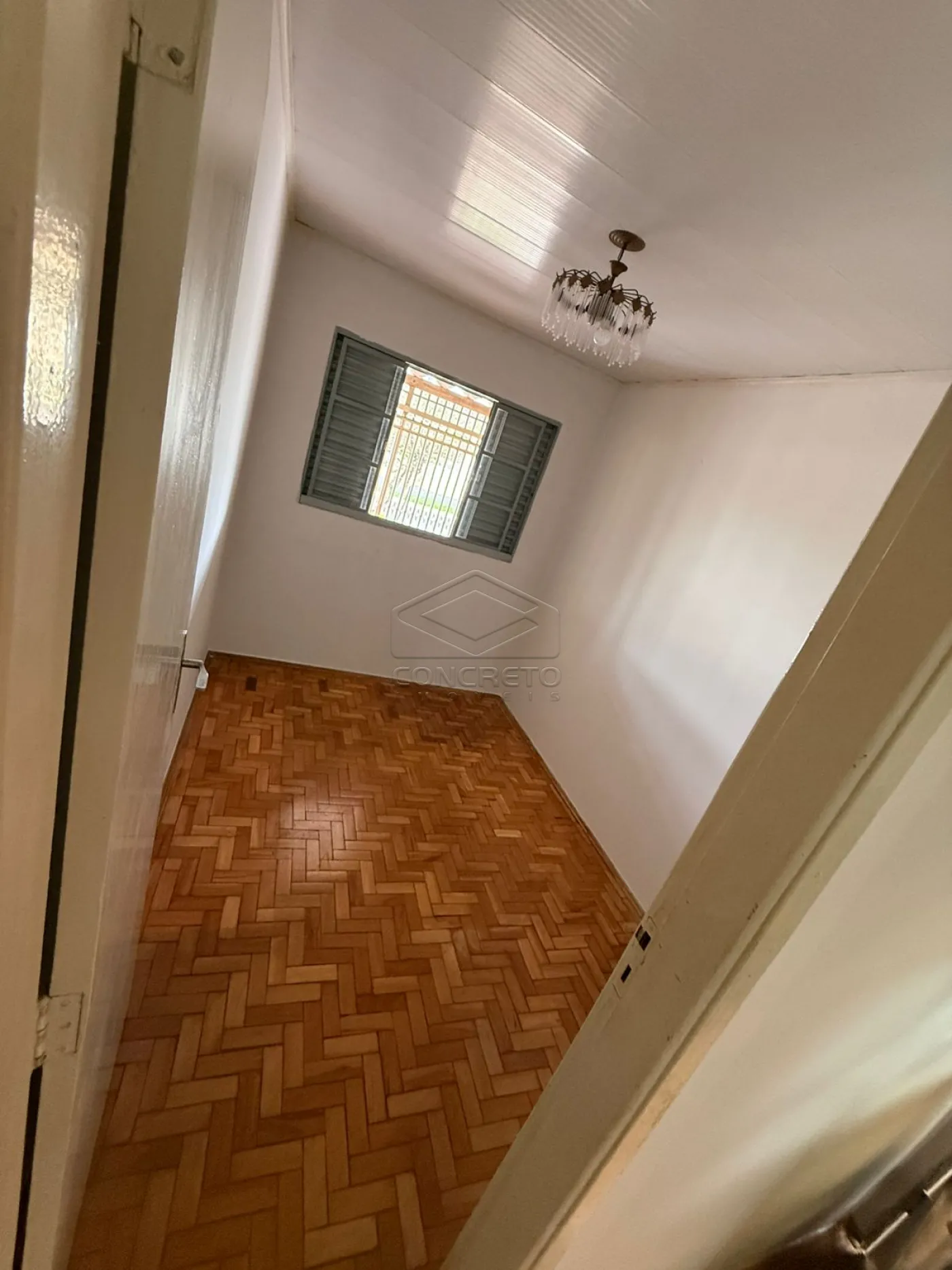 Comprar Casa / Padr&atilde;o em Len&ccedil;&oacute;is Paulista R$ 450.000,00 - Foto 10
