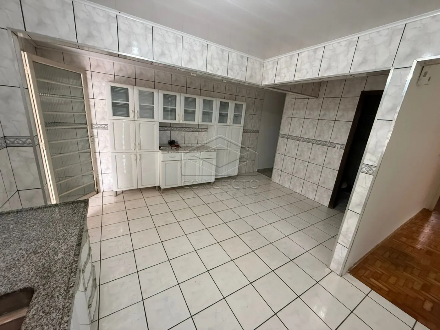 Comprar Casa / Padr&atilde;o em Len&ccedil;&oacute;is Paulista R$ 450.000,00 - Foto 13