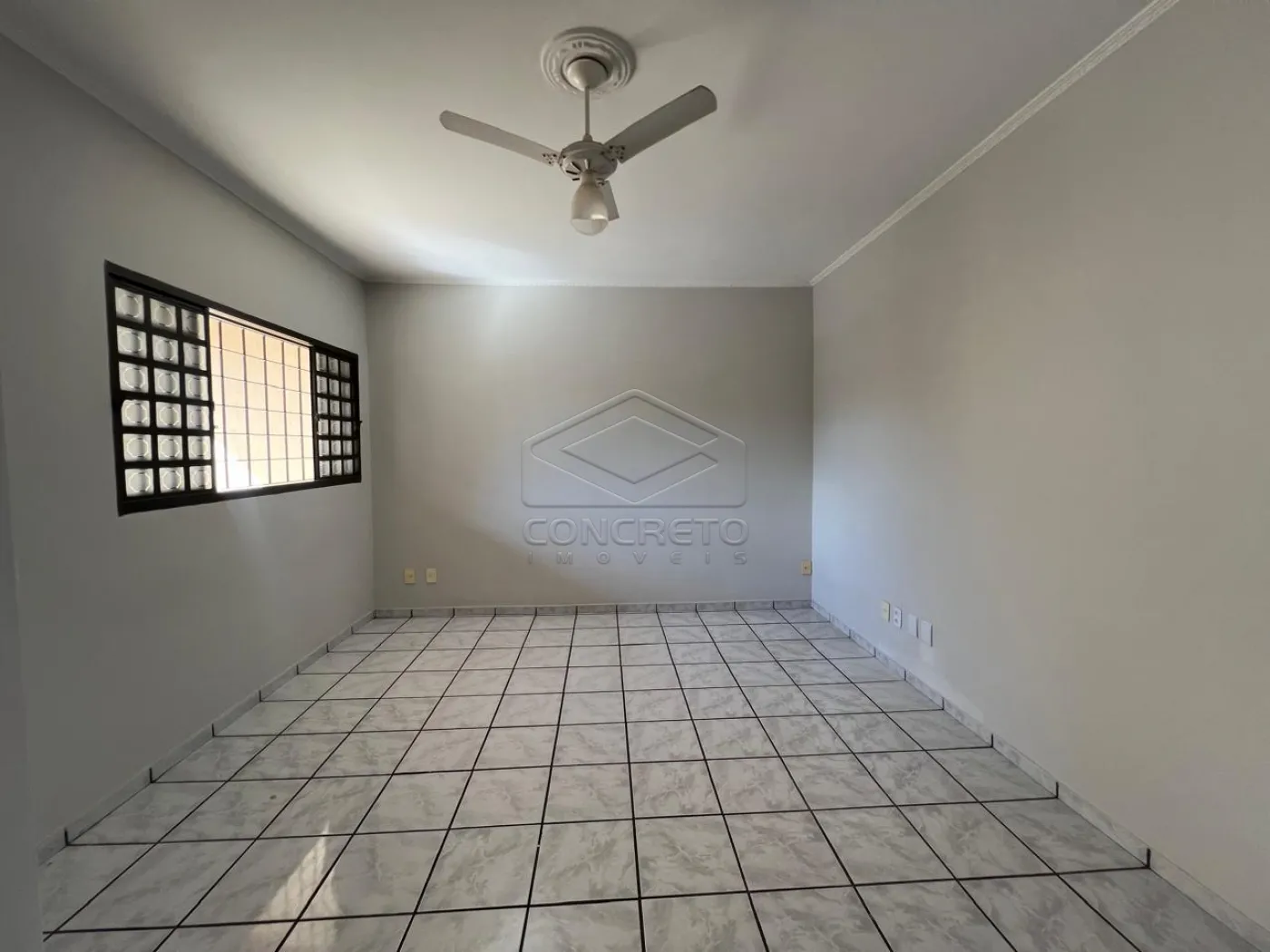 Comprar Casa / Sobrado em Len&ccedil;&oacute;is Paulista R$ 750.000,00 - Foto 5